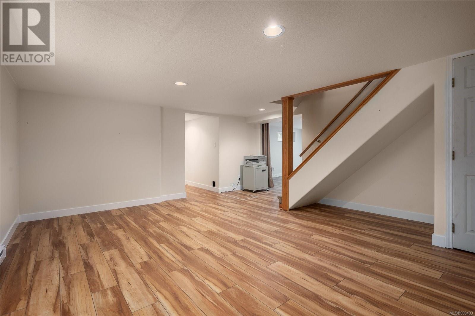 631 Sanderson Rd, Parksville real estate listing 993493