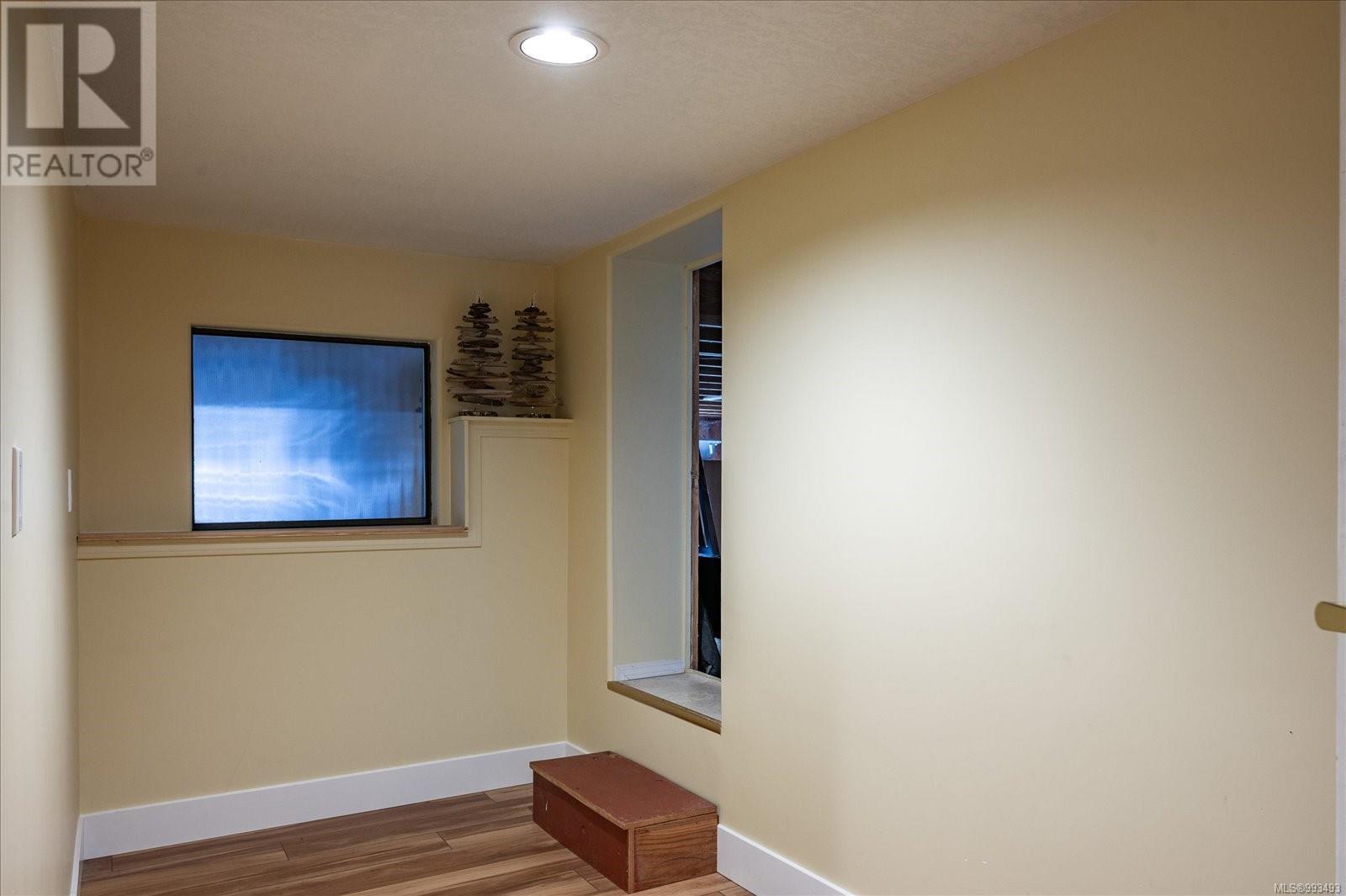 631 Sanderson Rd, Parksville real estate listing 993493