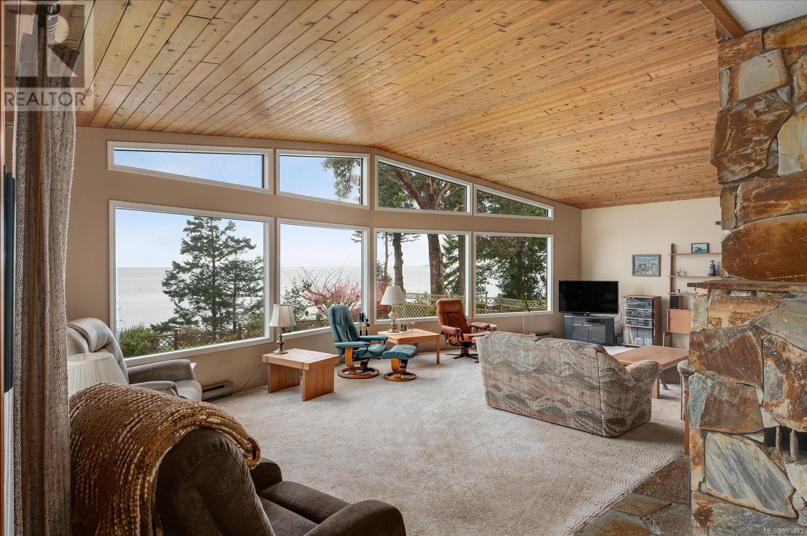 631 Sanderson Rd, Parksville real estate listing 993493