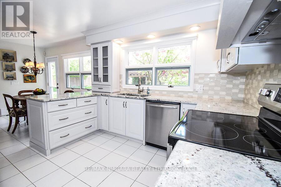 Photo 10 of 1457 Niagara Boulevard, Fort Erie ON