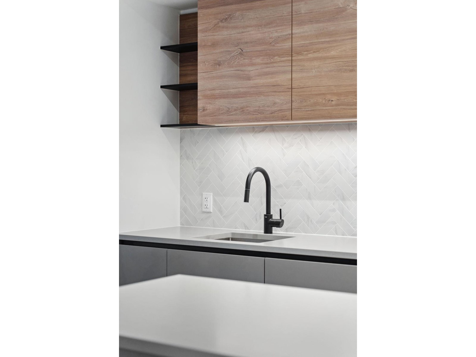 3609 10448 UNIVERSITY DRIVE, Surrey