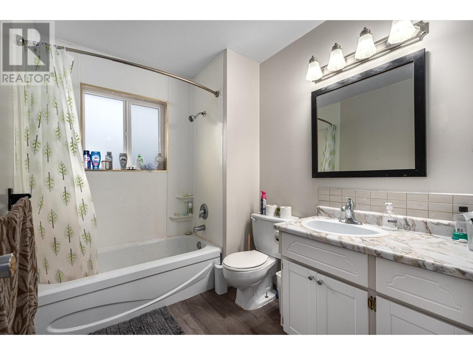 116 11th Avenue Unit# 2, Lillooet