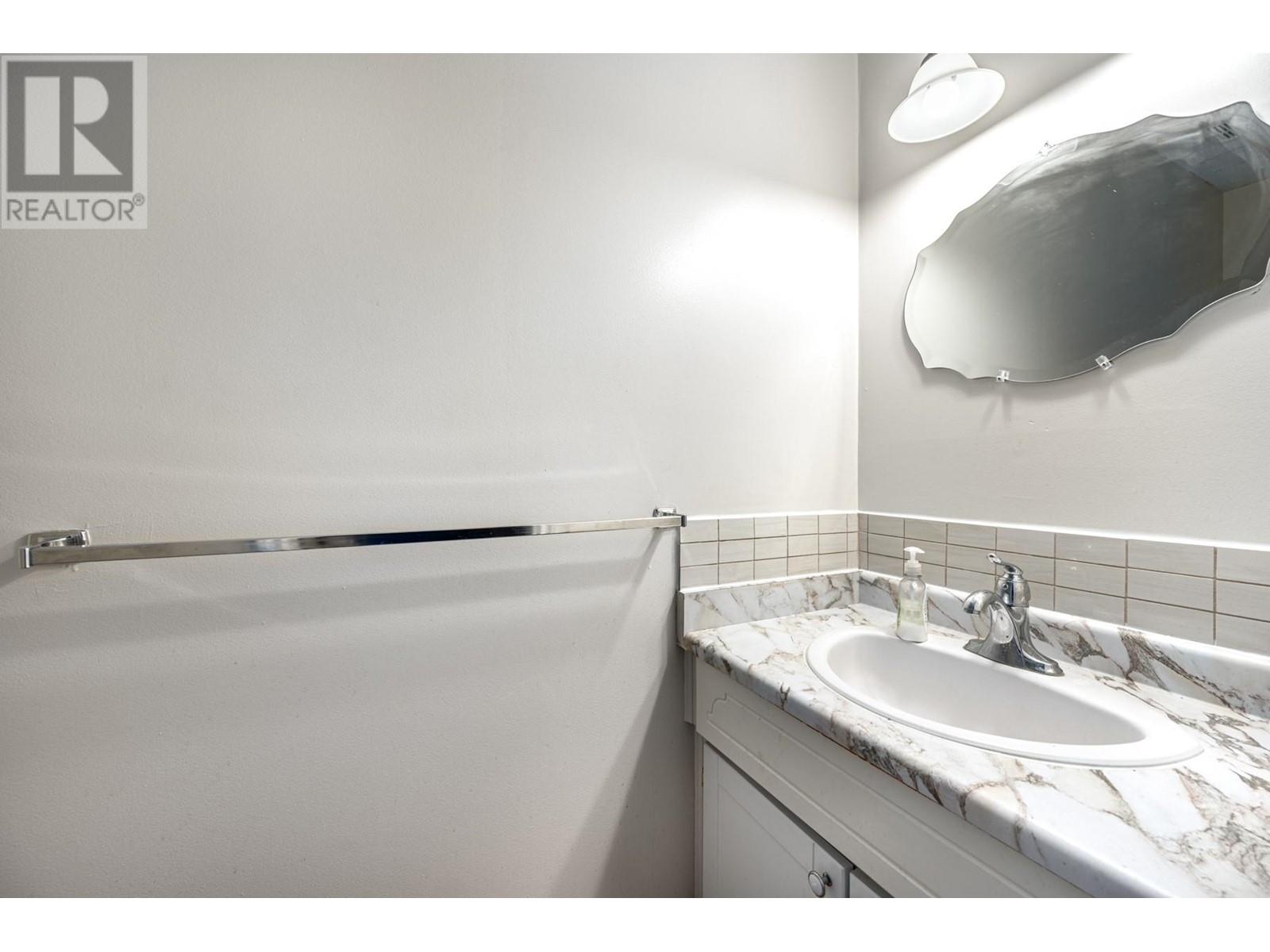 116 11th Avenue Unit# 2, Lillooet