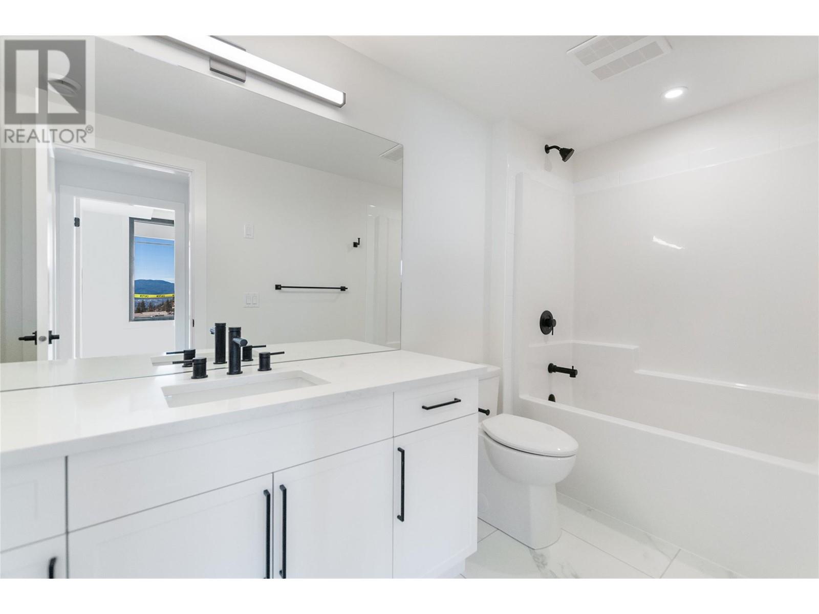 1143 Elk Street, Penticton