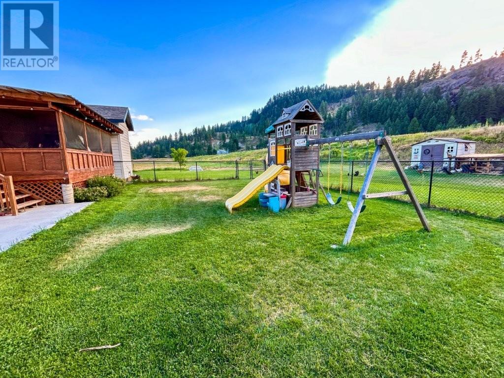 5284 Christian Valley Road, Westbridge