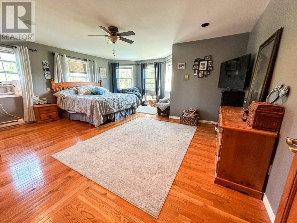 5284 Christian Valley Road, Westbridge