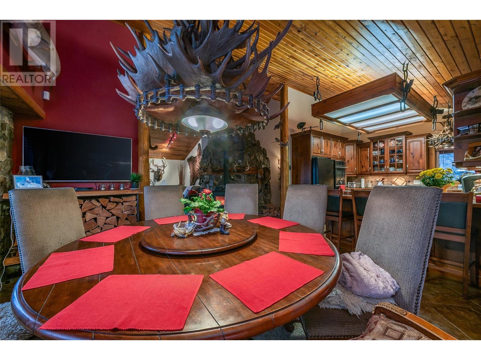 95 & 105 Dale Avenue, Carmi