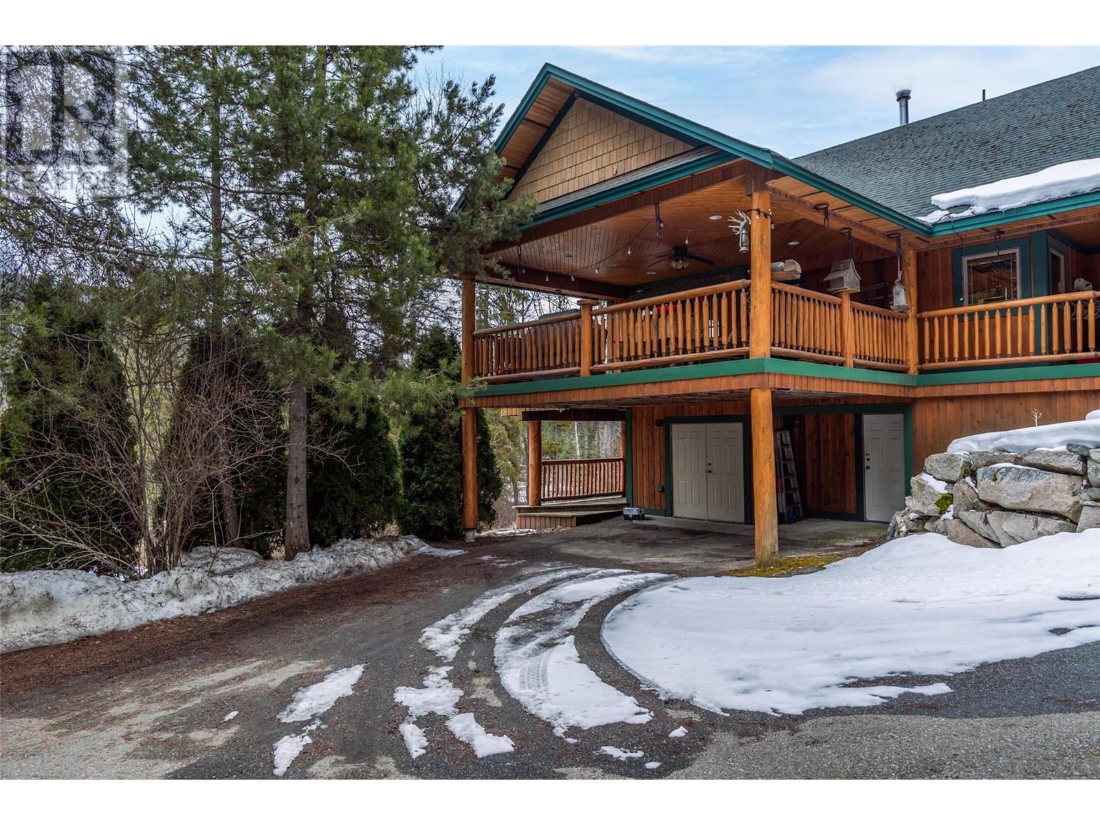 95 & 105 Dale Avenue, Carmi