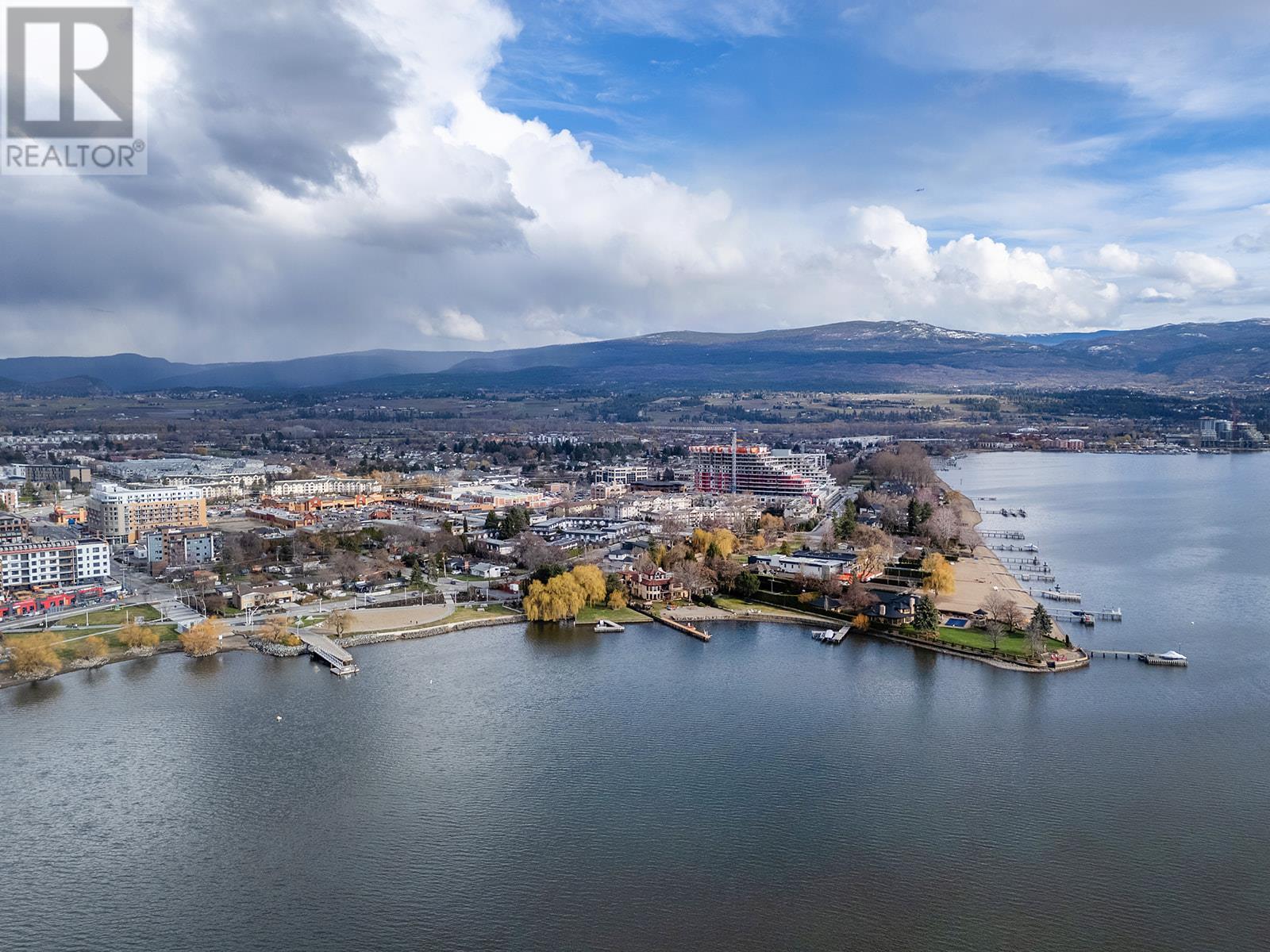 201 417 Cedar Avenue, Kelowna