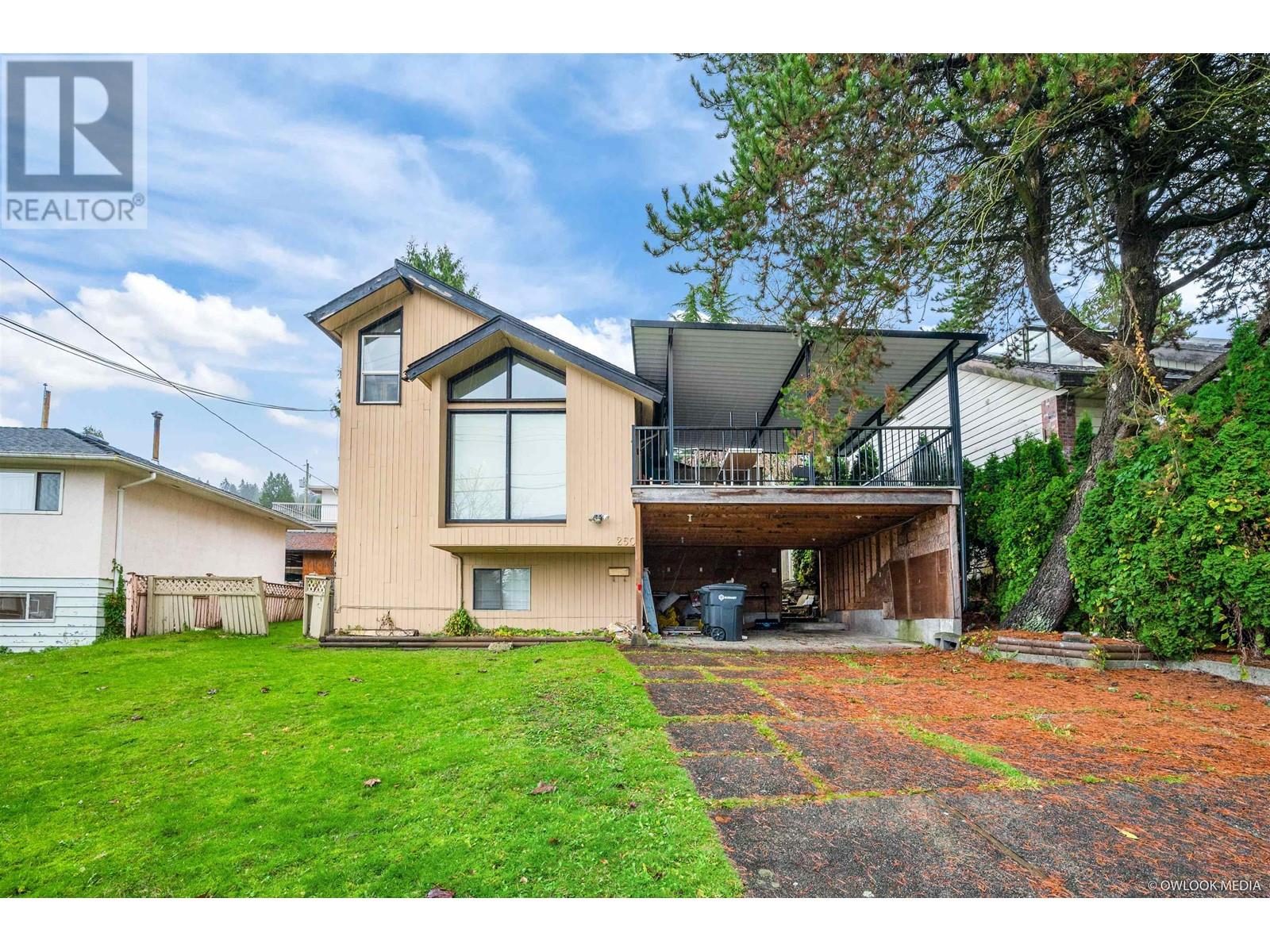 Photo 1 of 250 Duthie Avenue, Burnaby BC