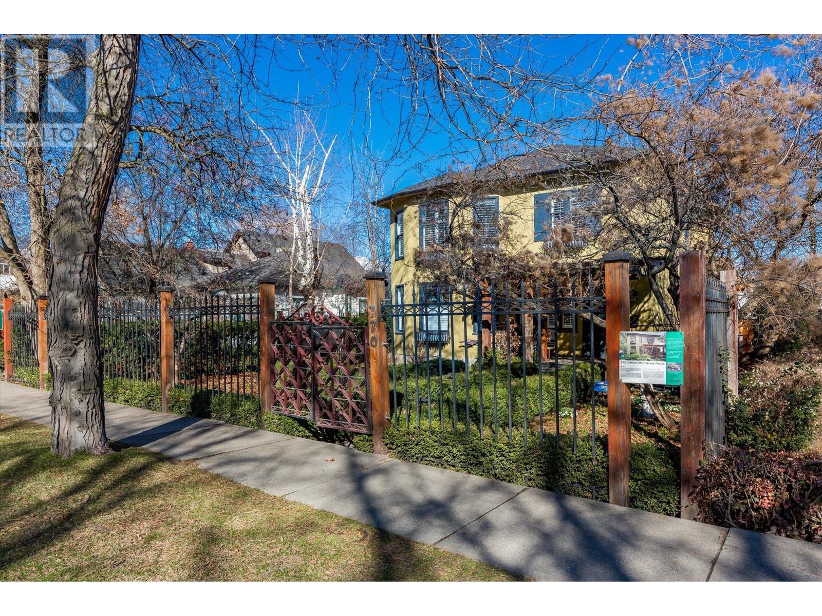  770 Bernard Avenue, Kelowna