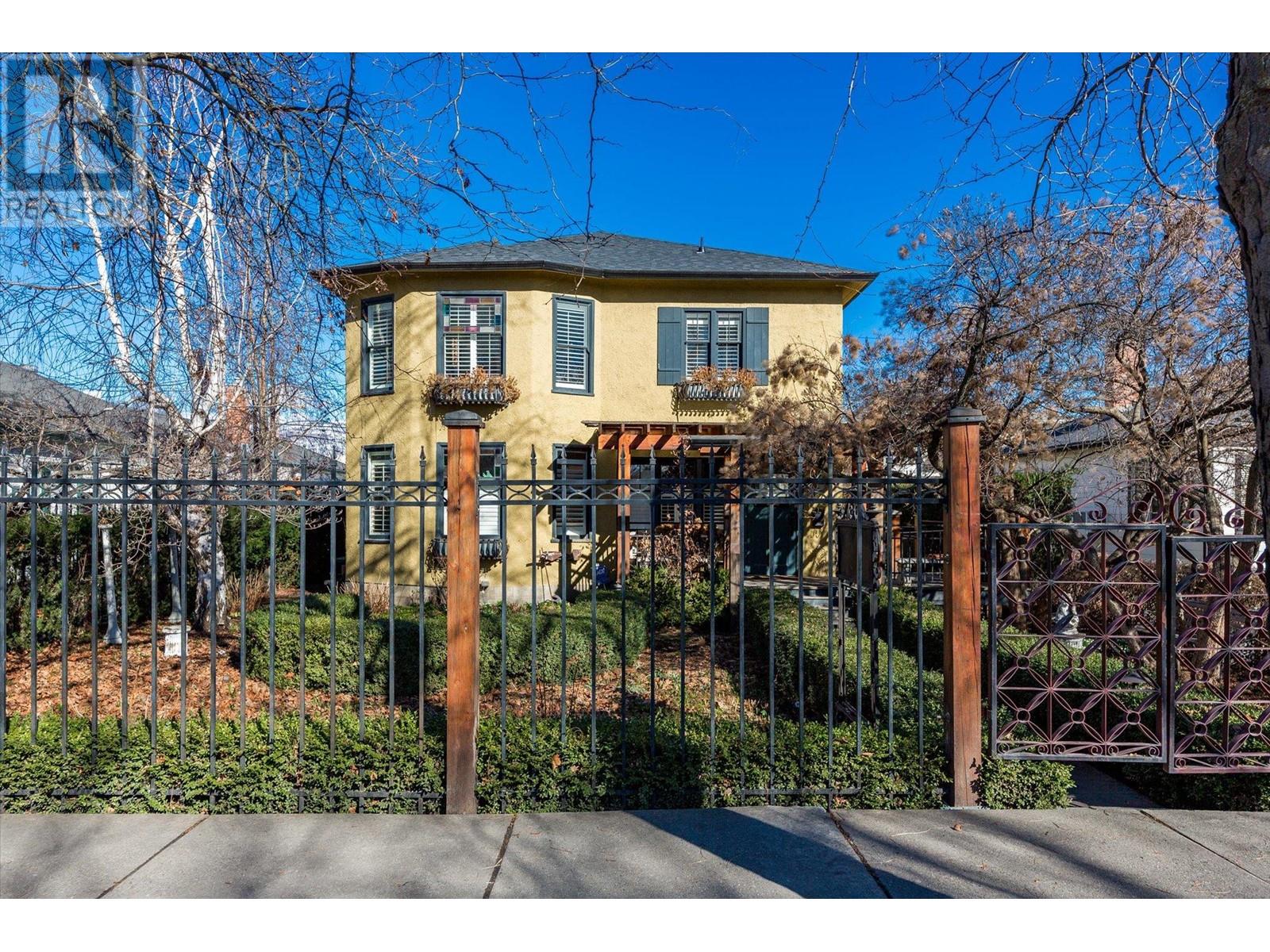  770 Bernard Avenue, Kelowna