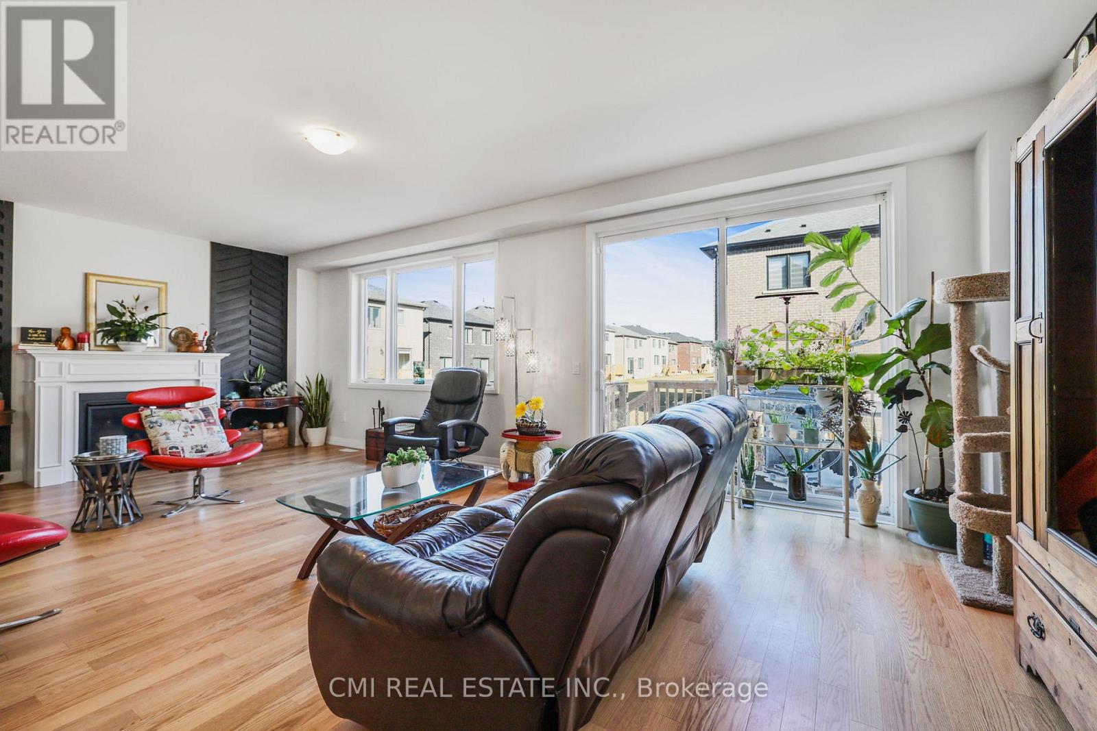 Photo 18 of 1403 Upper Thames Drive, Woodstock ON