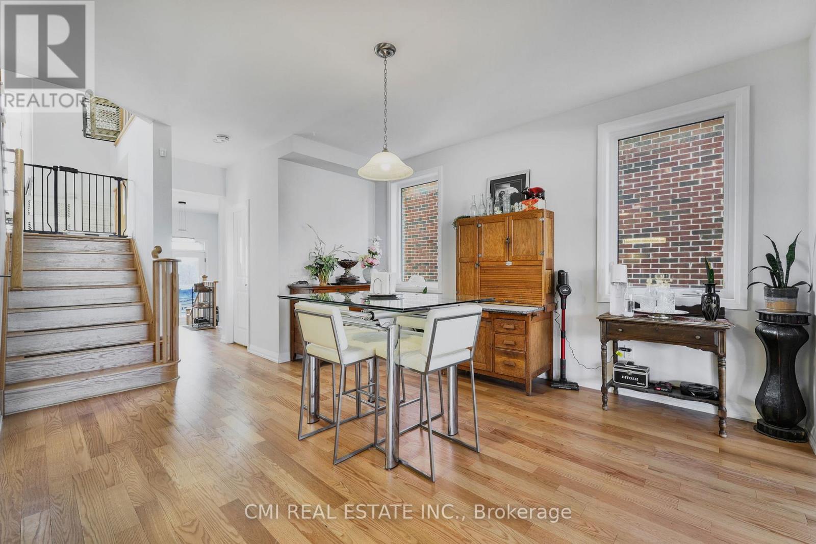 Photo 7 of 1403 Upper Thames Drive, Woodstock ON