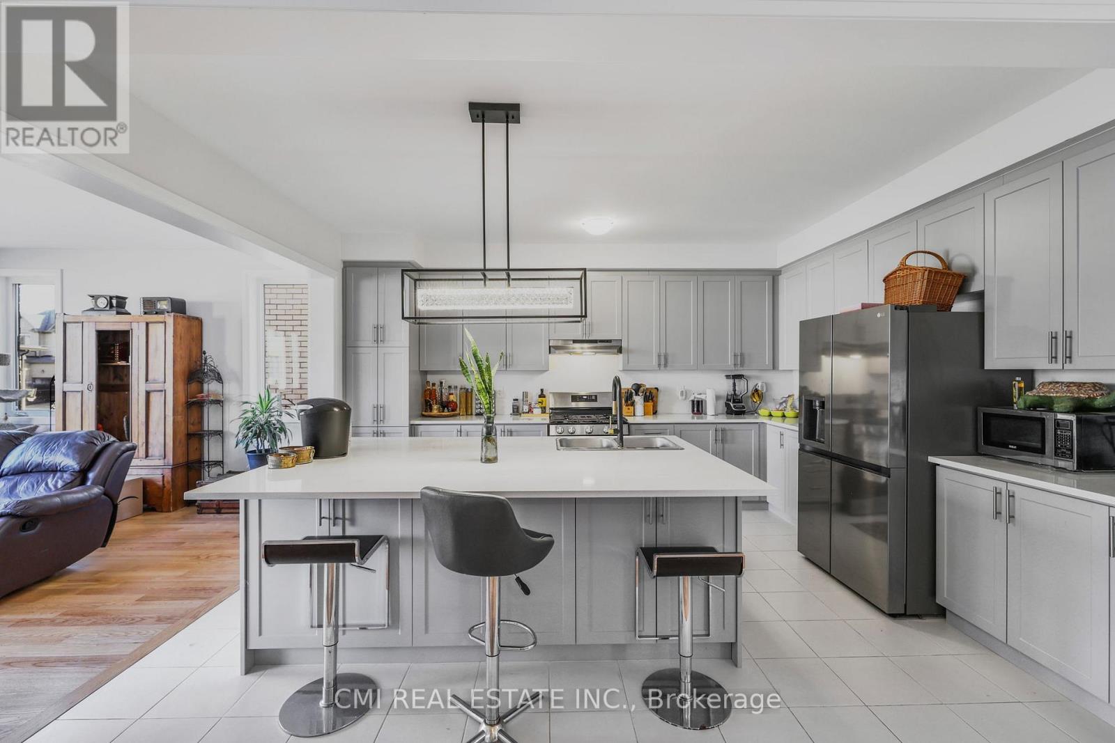 Photo 35 of 1403 Upper Thames Drive, Woodstock ON