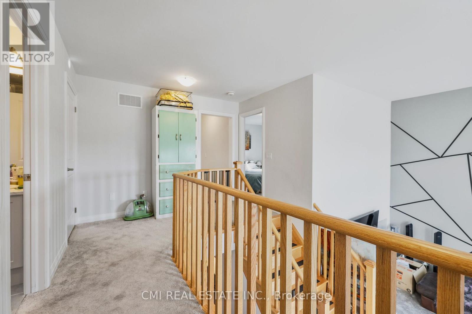 Photo 10 of 1403 Upper Thames Drive, Woodstock ON