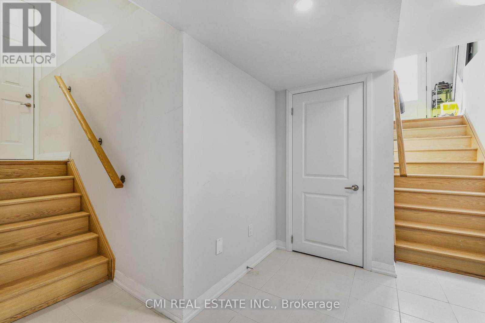 Photo 43 of 1403 Upper Thames Drive, Woodstock ON