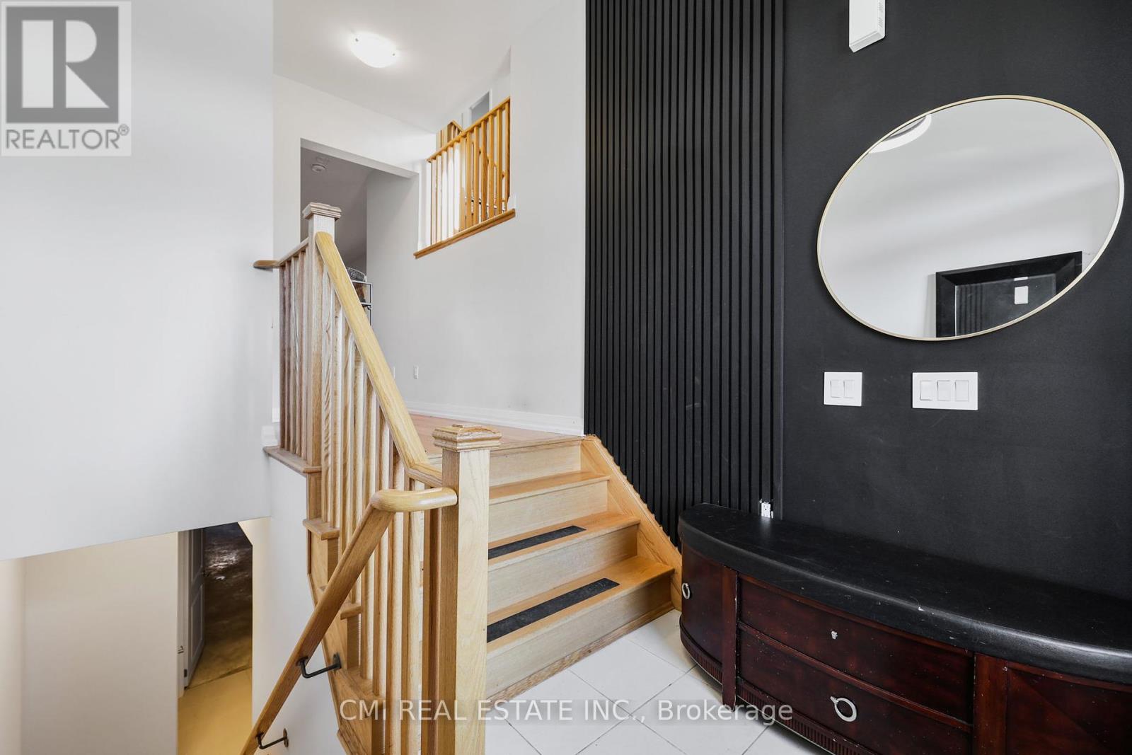 Photo 24 of 1403 Upper Thames Drive, Woodstock ON