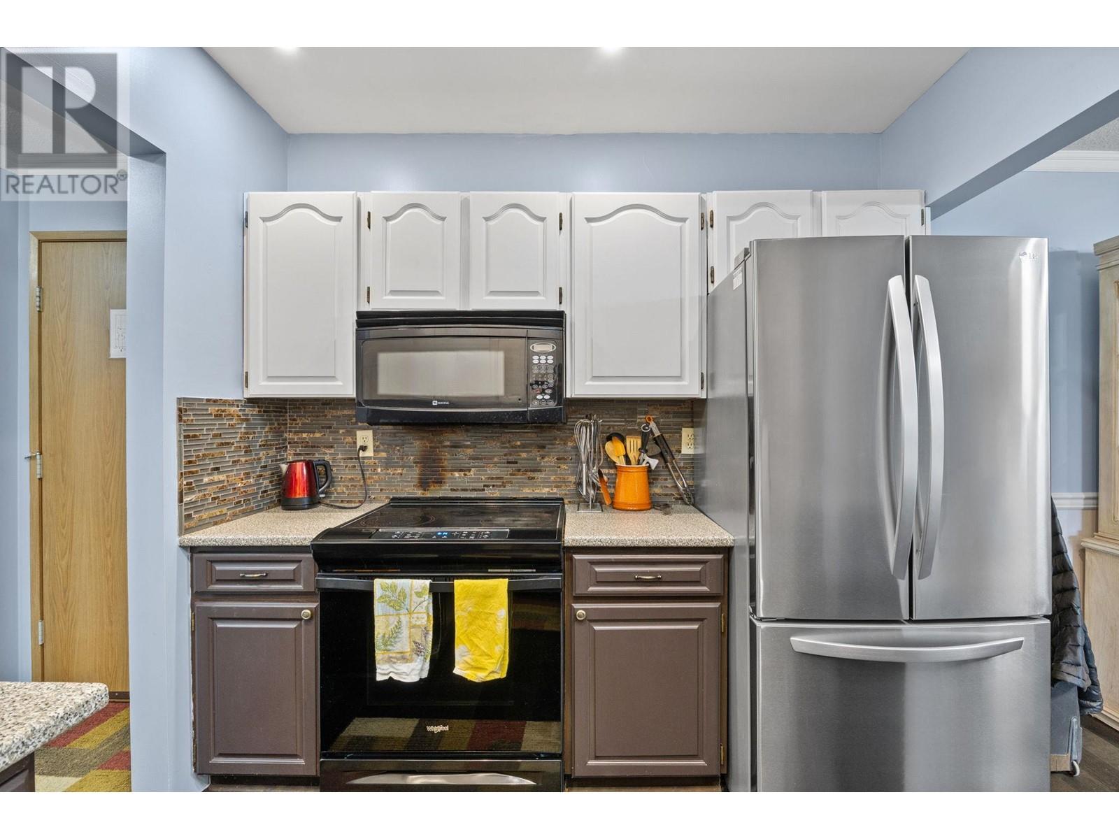 206 2110 Hoy Street, Kelowna