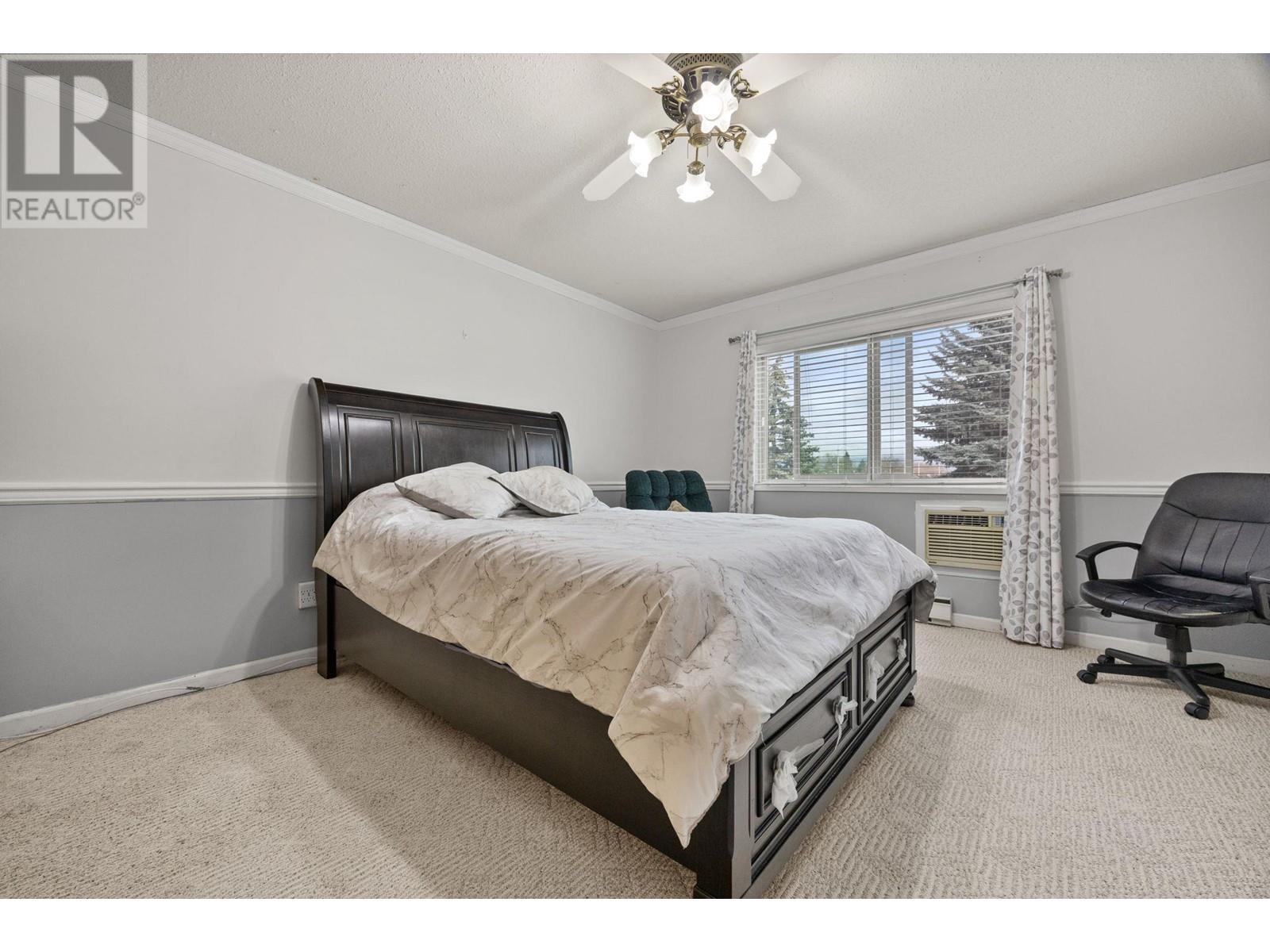 206 2110 Hoy Street, Kelowna