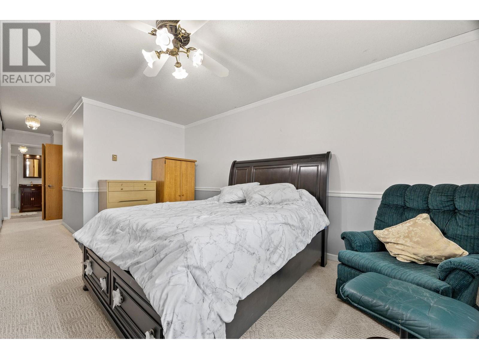 206 2110 Hoy Street, Kelowna
