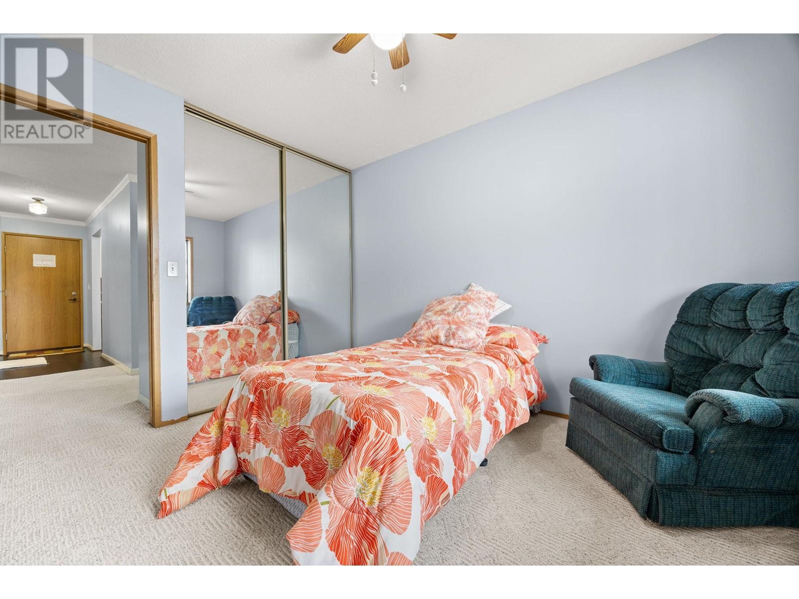 206 2110 Hoy Street, Kelowna