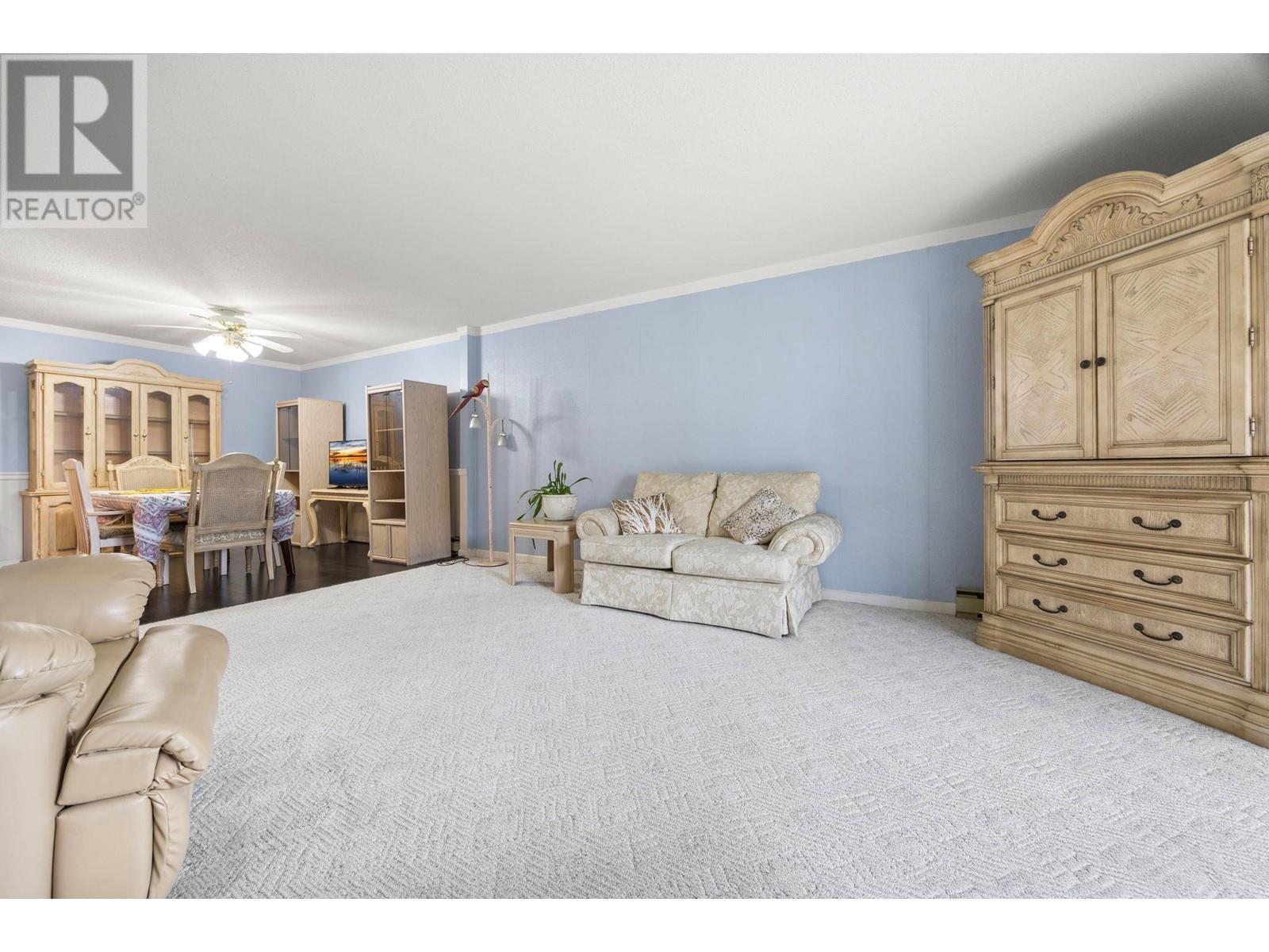 206 2110 Hoy Street, Kelowna