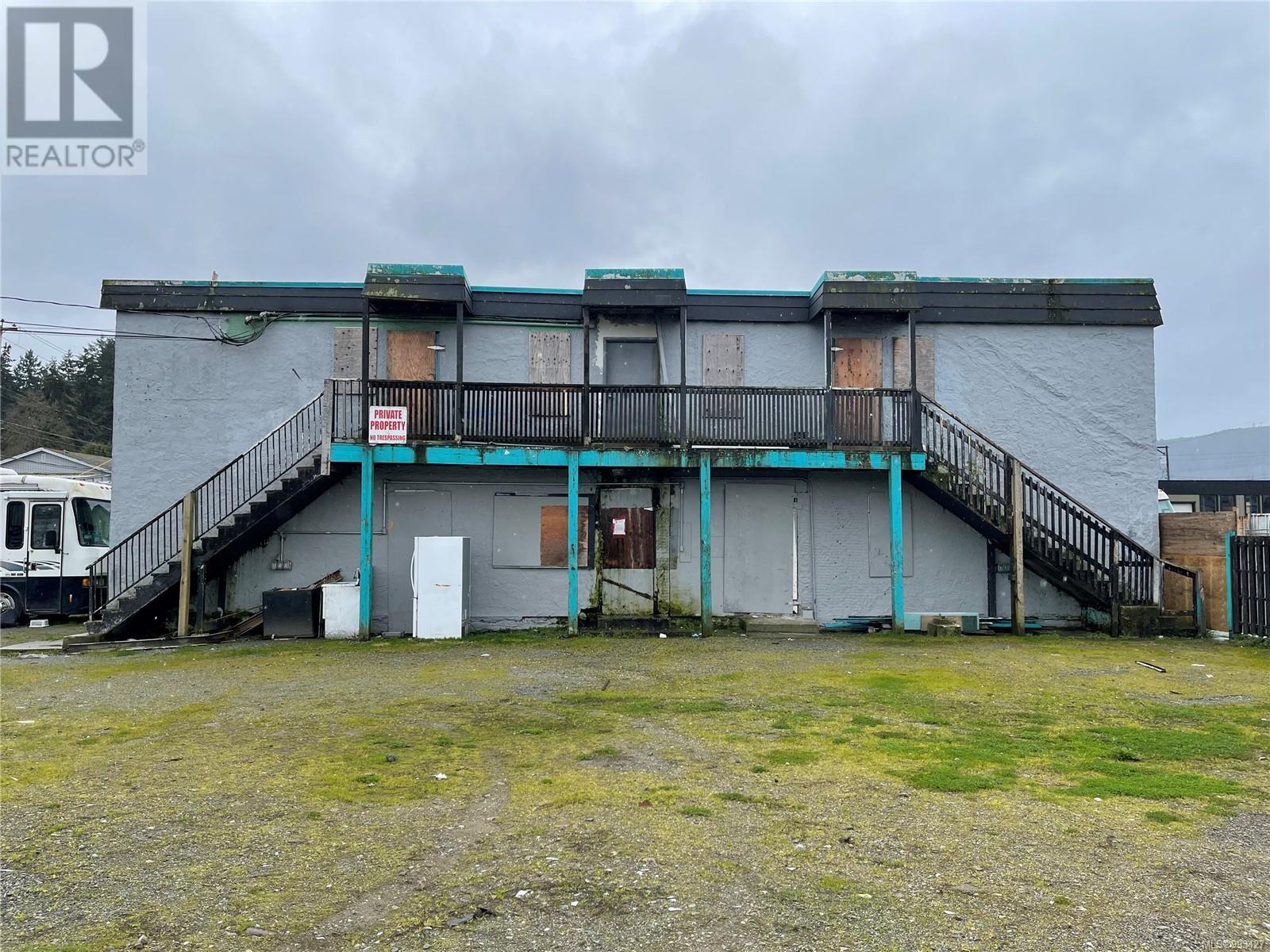 Photo 4 of 3629 3633 4th Ave, Port Alberni BC