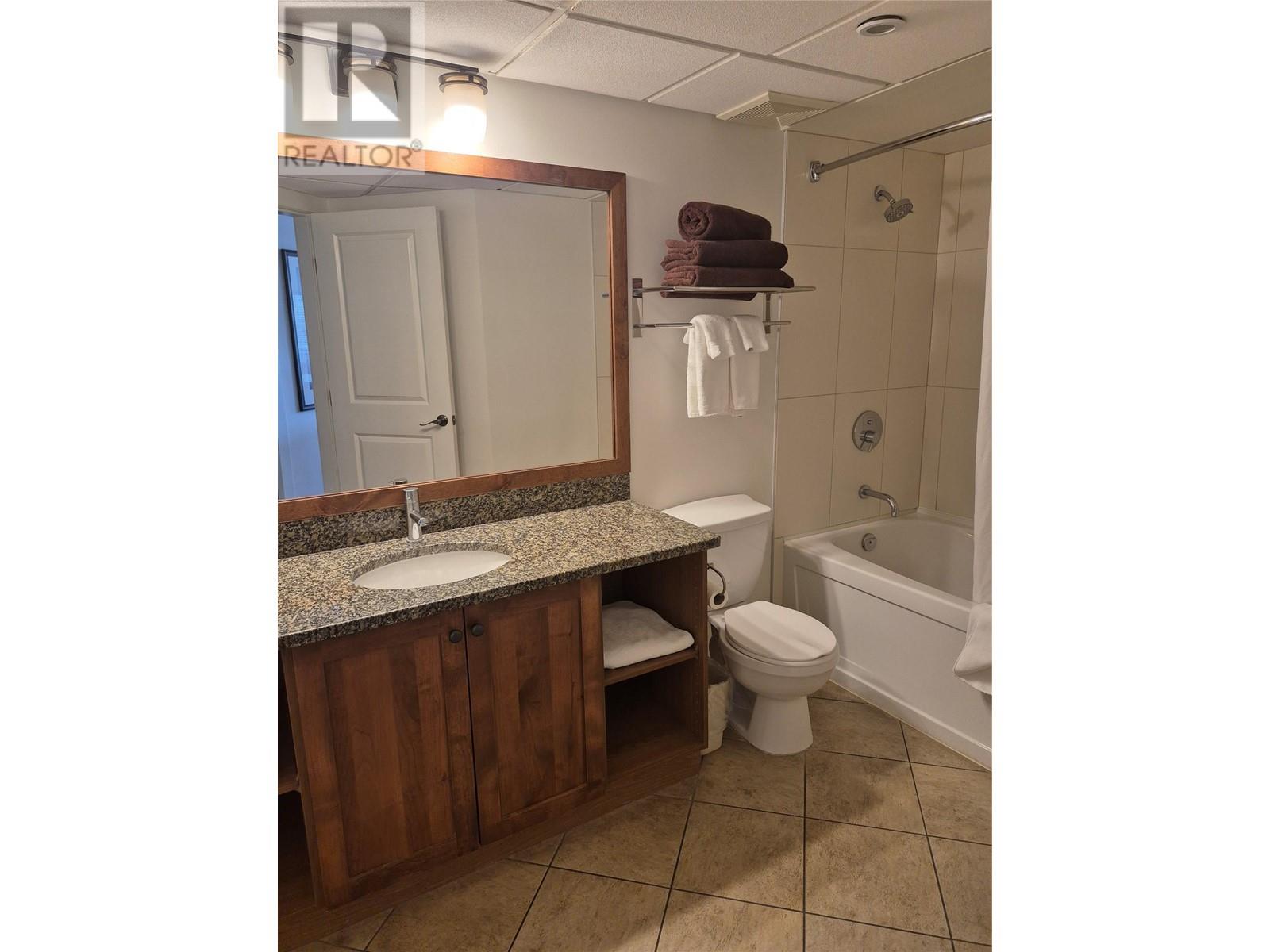 4200 Lakeshore Drive Unit# 106, Osoyoos