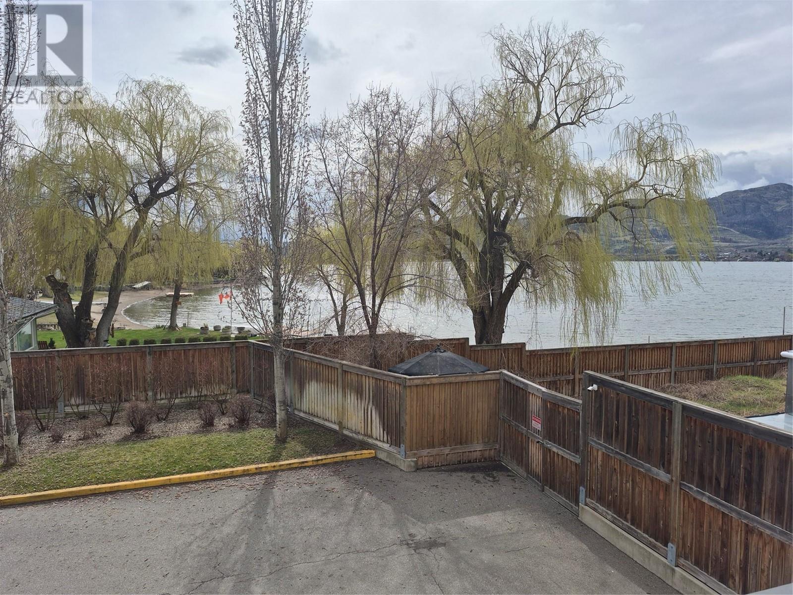 4200 Lakeshore Drive Unit# 106, Osoyoos