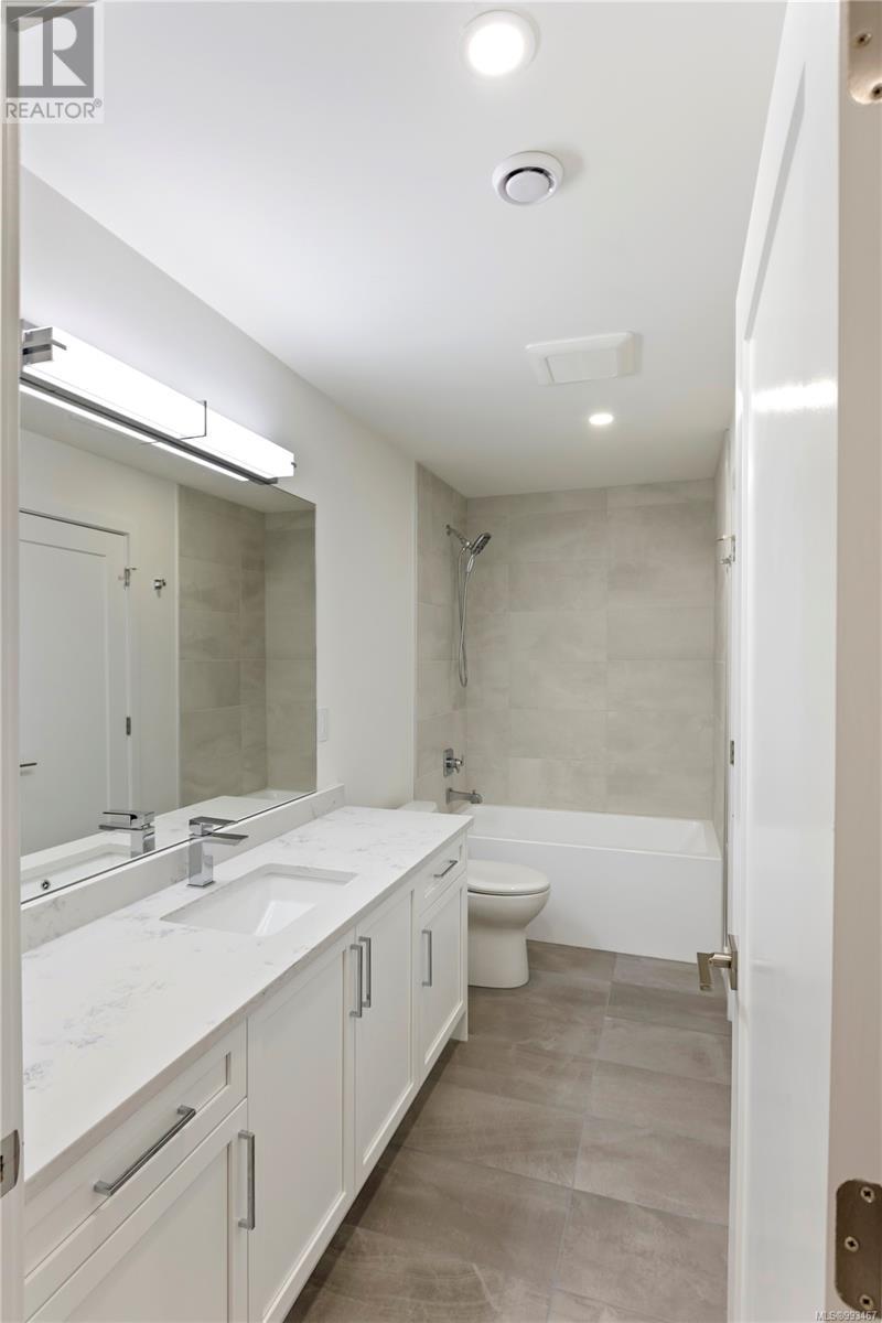 2354 Swallow Pl, Langford real estate listing 993467