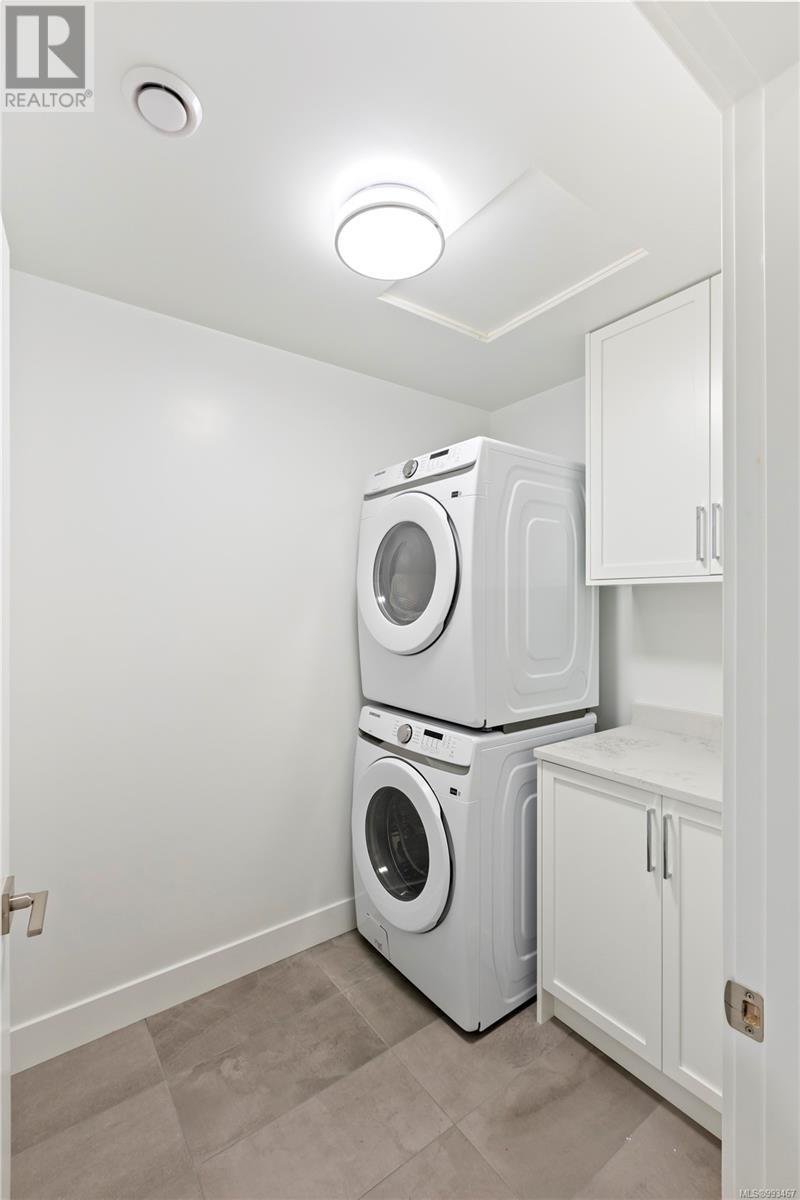2354 Swallow Pl, Langford real estate listing 993467