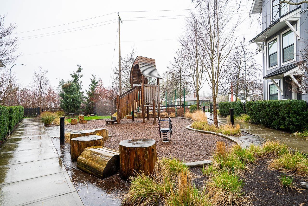 Photo 28 of 26 5945 176 A Street, Surrey BC