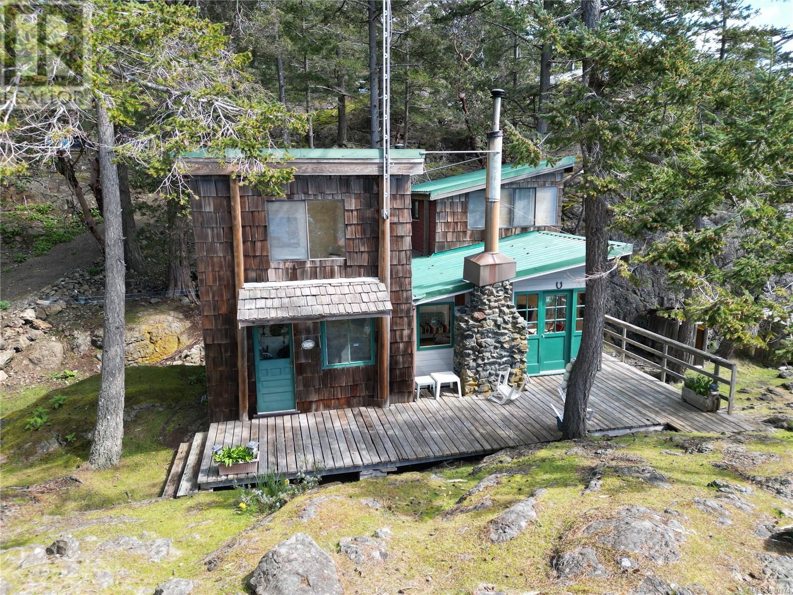 LT 6 Lake Rd, Lasqueti Island