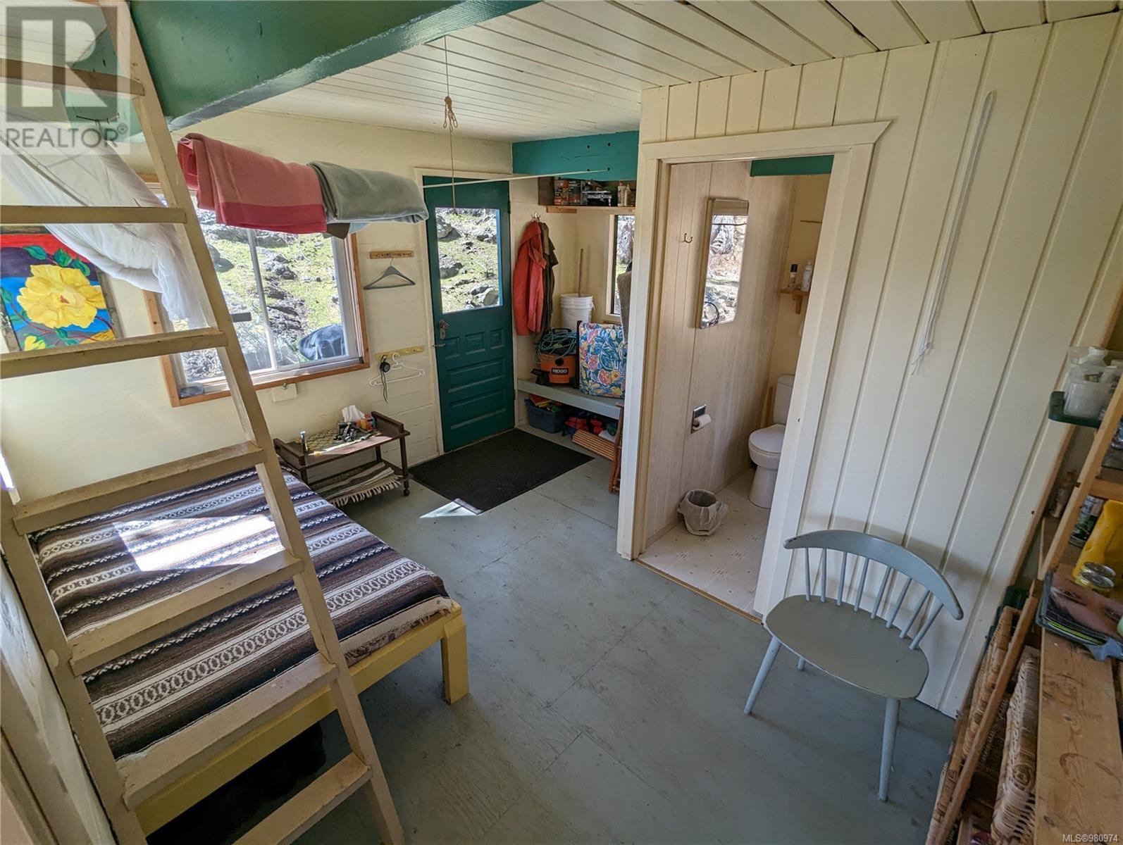 LT 6 Lake Rd, Lasqueti Island