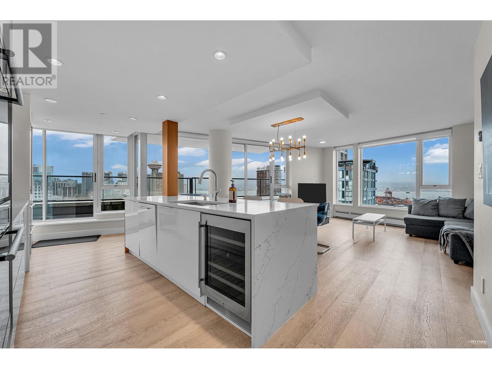 Photo 1 of 3703 188 Keefer Place, Vancouver BC