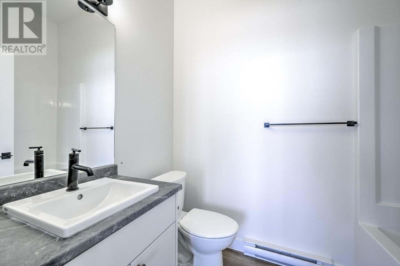2140 LINFIELD Drive, Kamloops