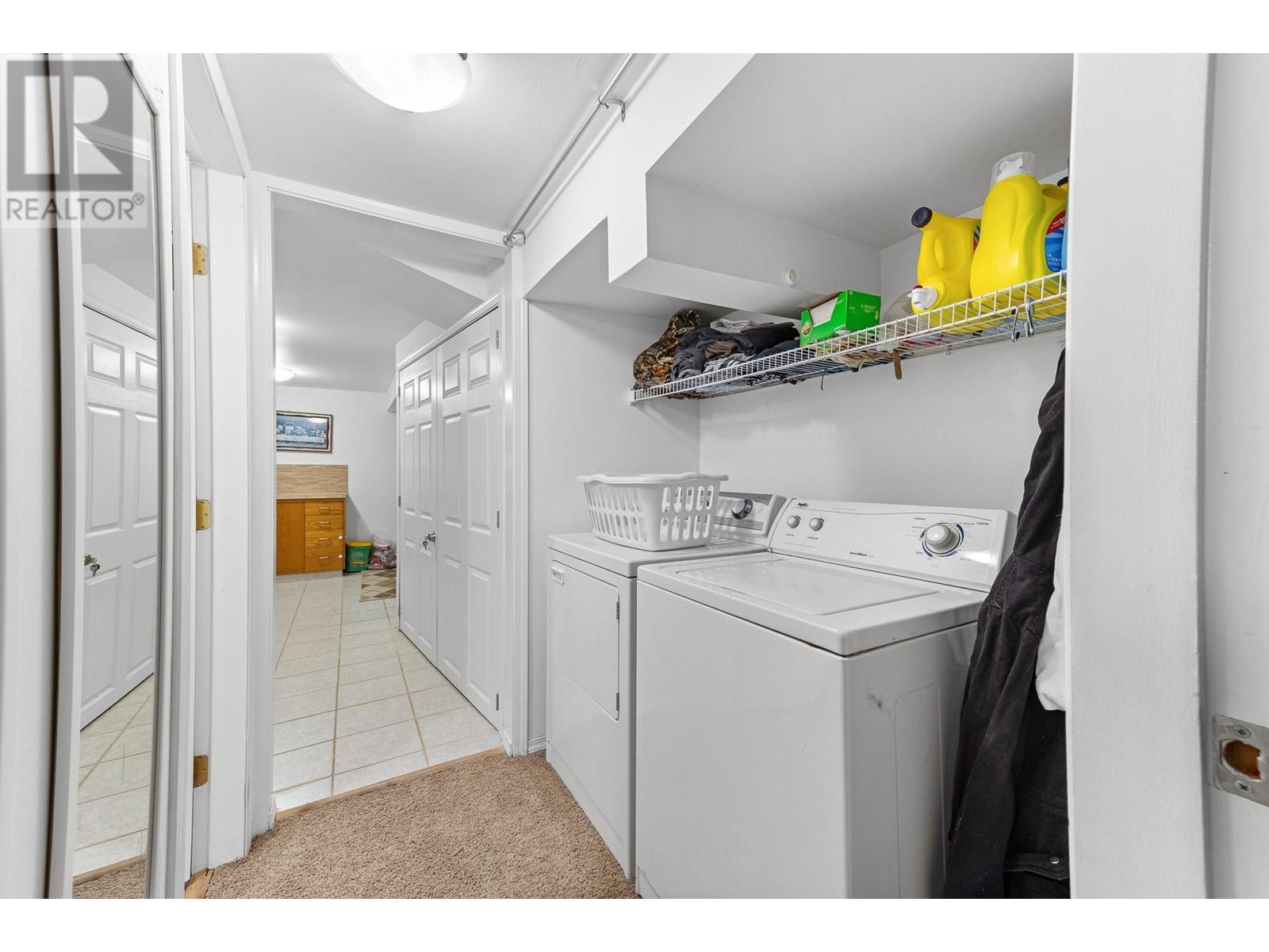  994 ROCKCLIFFE Road, Oliver