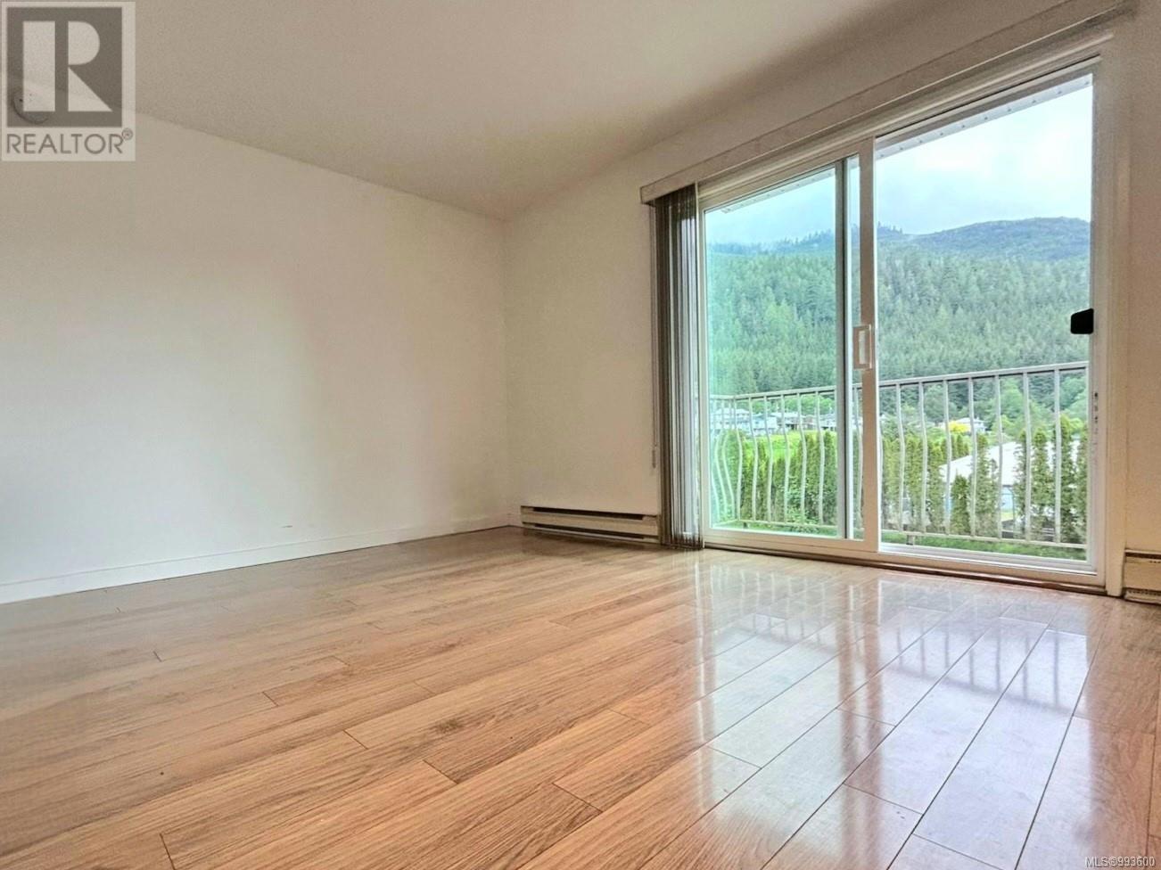 Photo 37 of 204 611 Macmillan Dr, Sayward BC