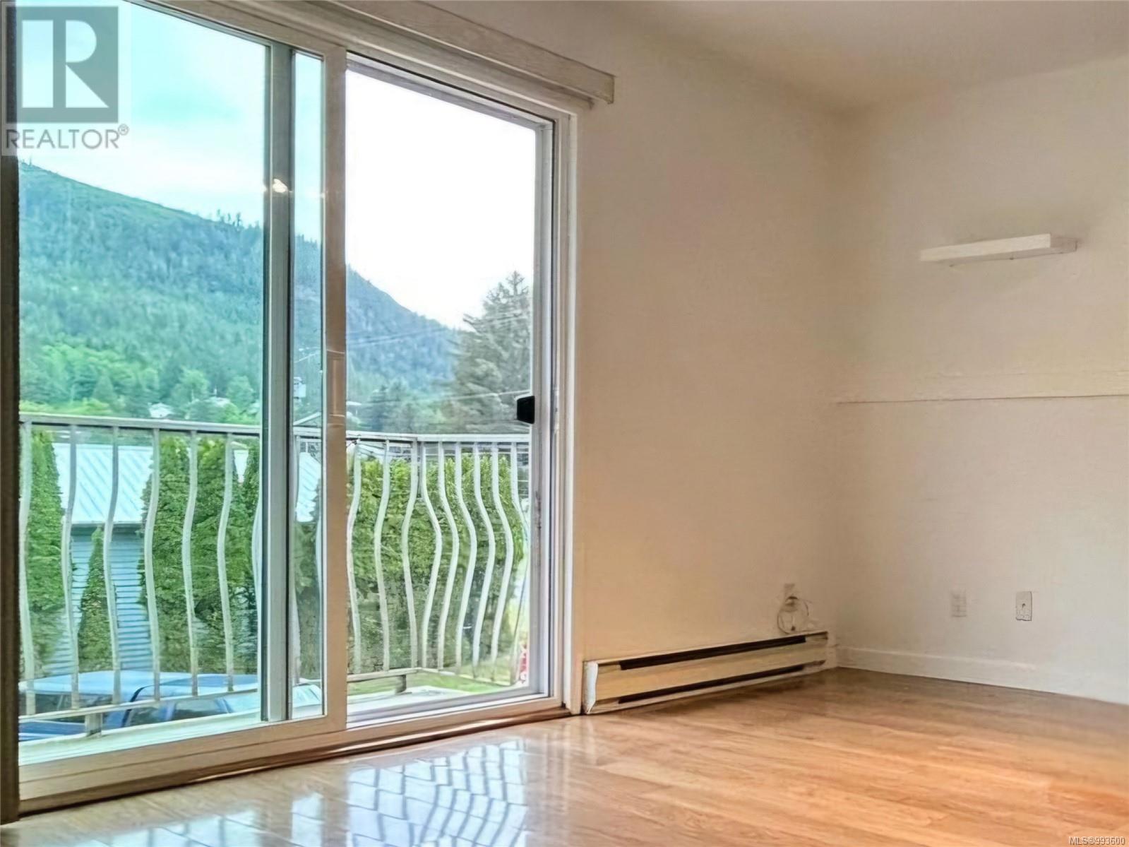 Photo 14 of 204 611 Macmillan Dr, Sayward BC