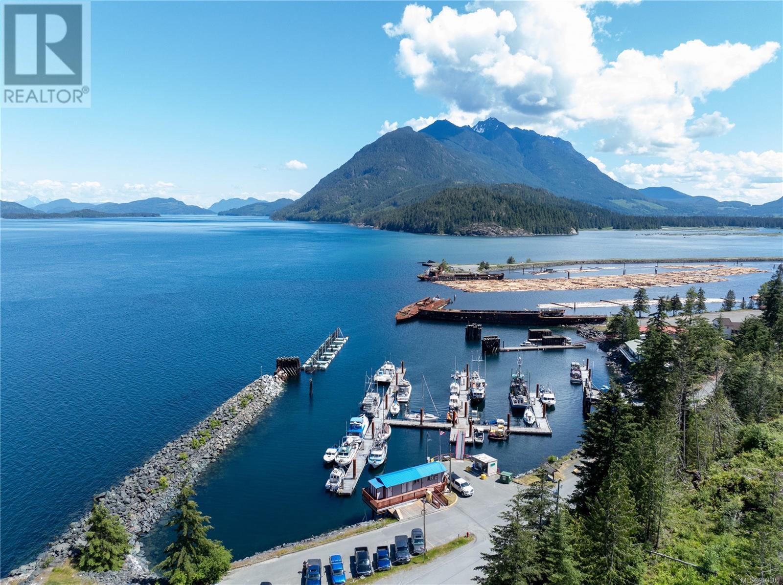Photo 11 of 204 611 Macmillan Dr, Sayward BC