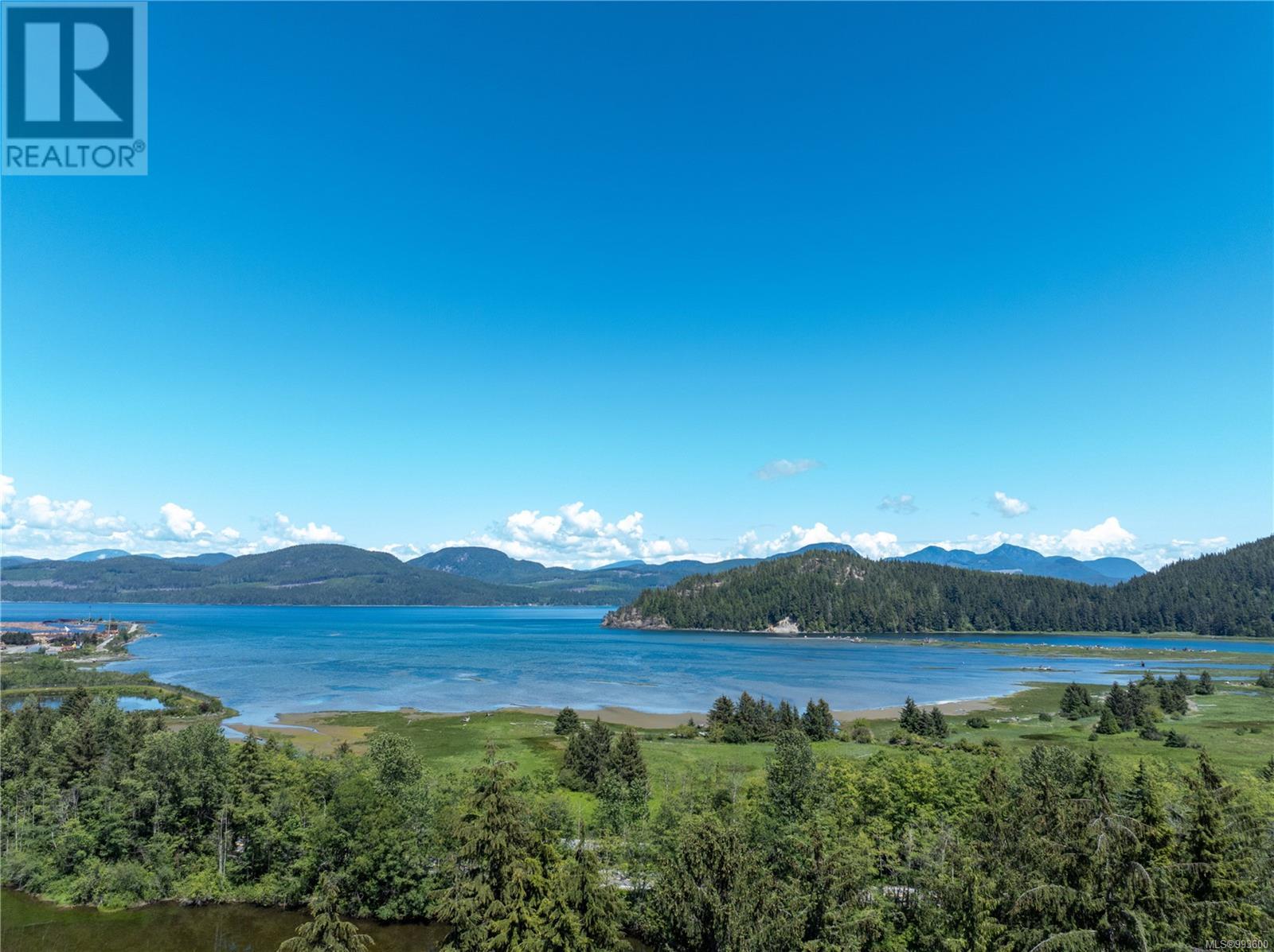 Photo 31 of 204 611 Macmillan Dr, Sayward BC