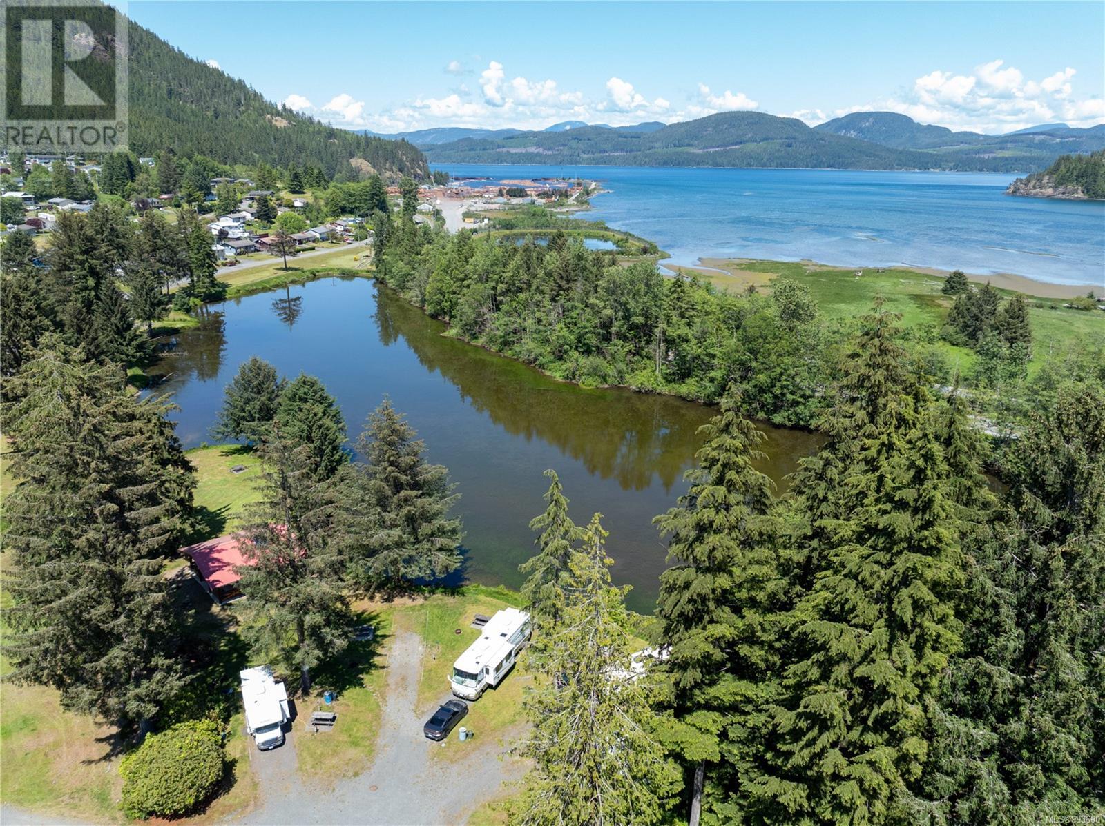 Photo 19 of 204 611 Macmillan Dr, Sayward BC