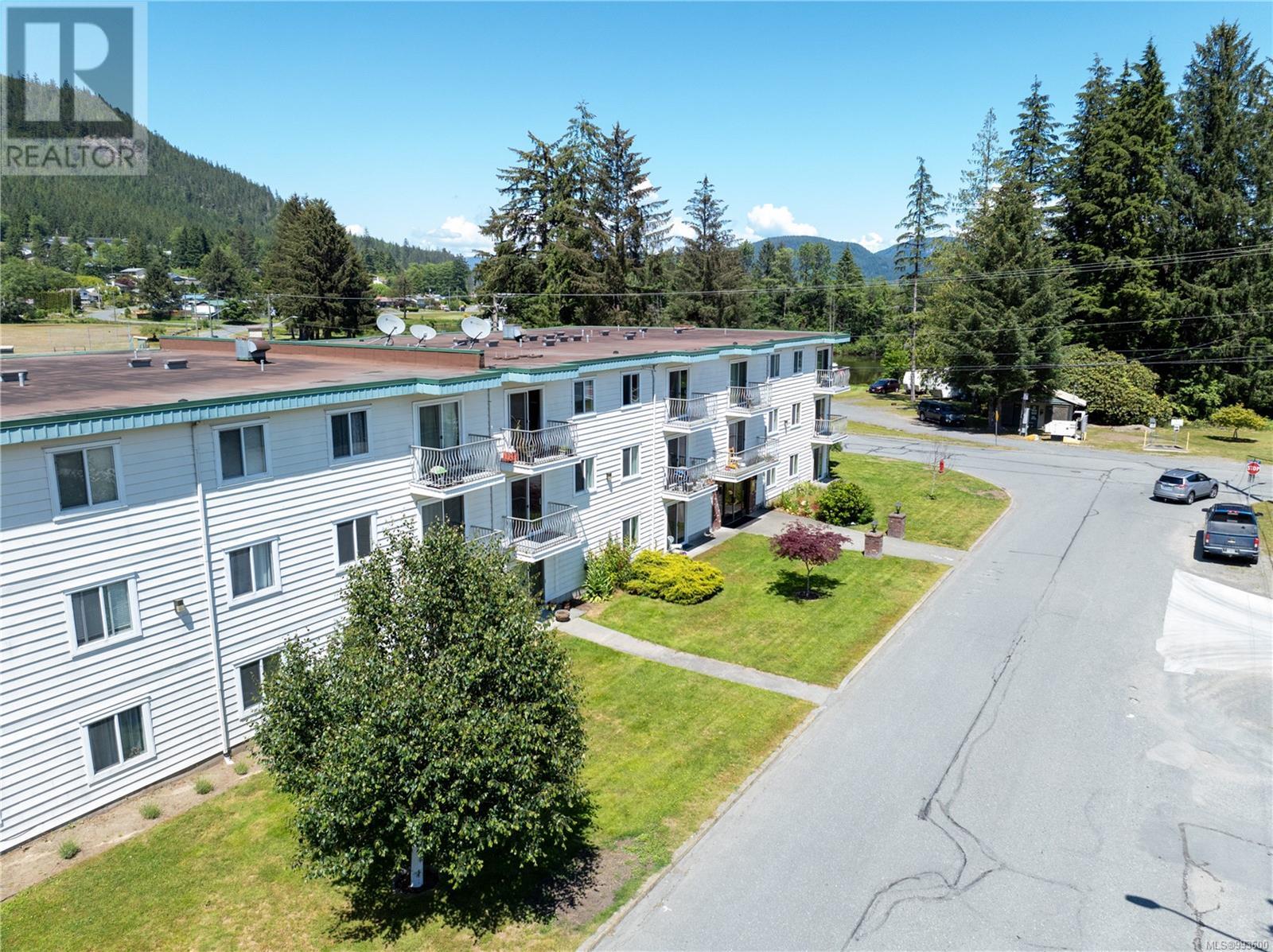 Photo 22 of 204 611 Macmillan Dr, Sayward BC