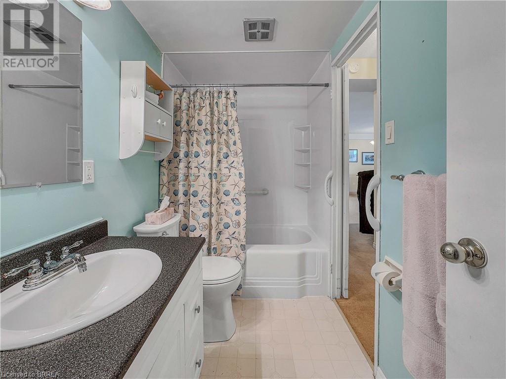 Photo 13 of 640 West Street Unit 101, Brantford ON