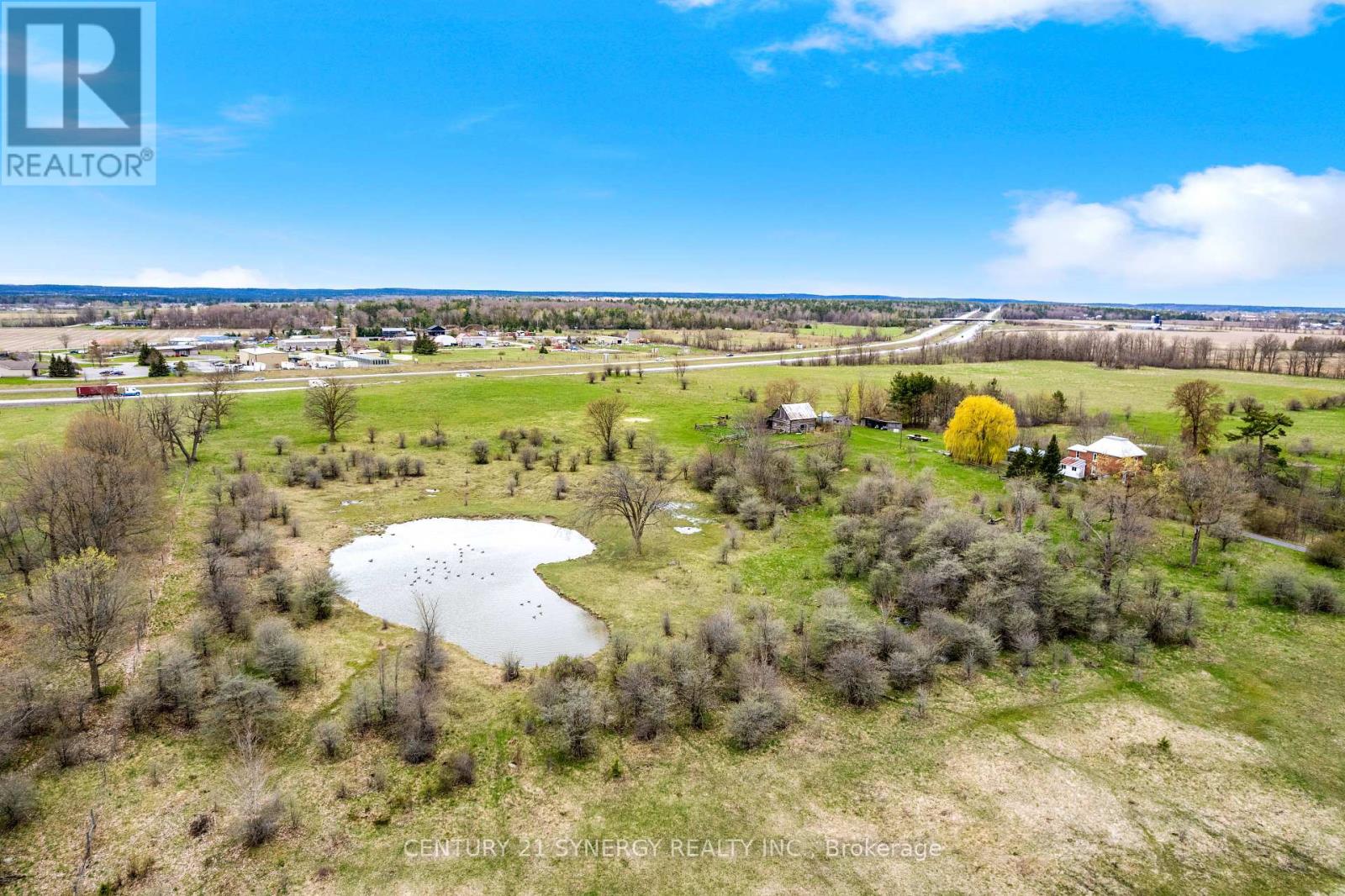 Photo 5 of 157 Duncan Drive, Mcnab Braeside ON