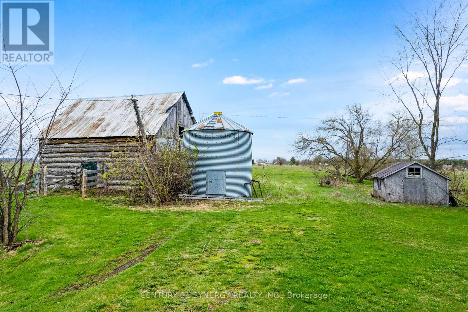 Photo 21 of 157 Duncan Drive, Mcnab Braeside ON