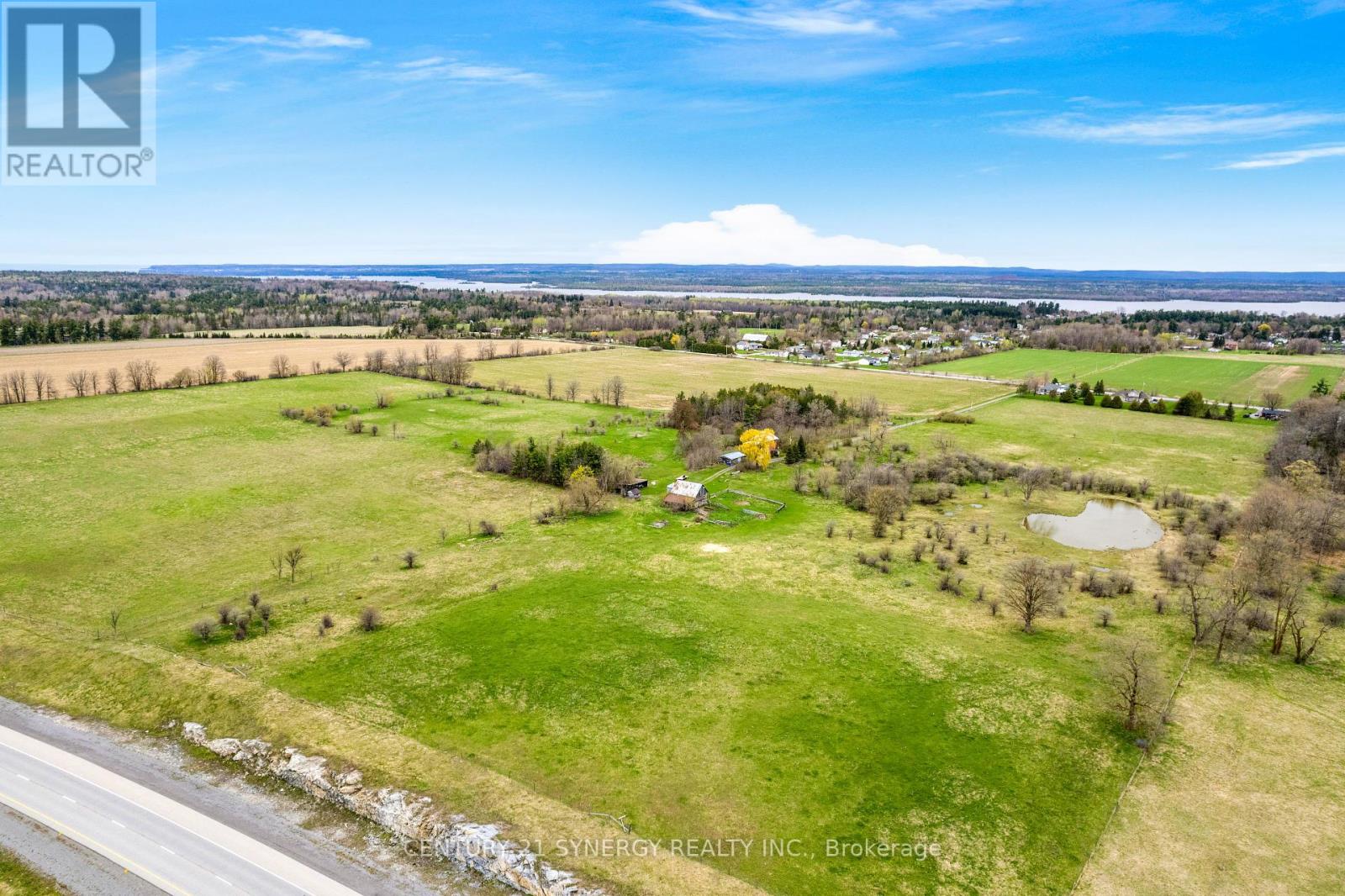 Photo 27 of 157 Duncan Drive, Mcnab Braeside ON