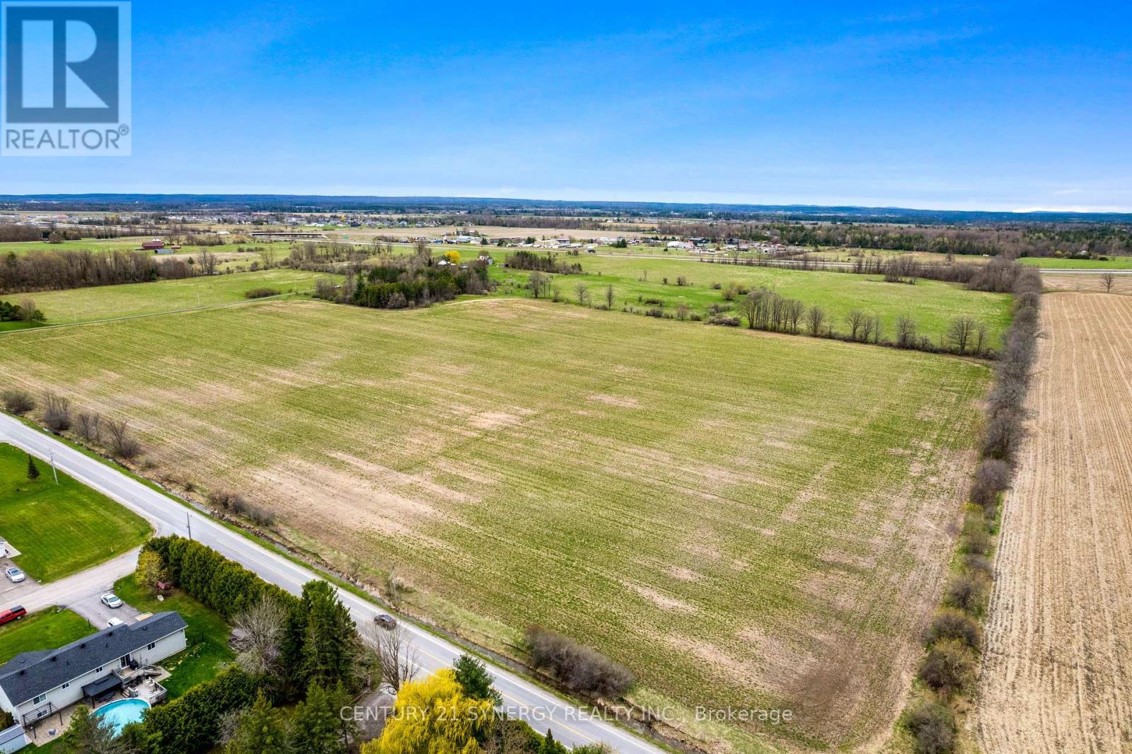 Photo 16 of 157 Duncan Drive, Mcnab Braeside ON