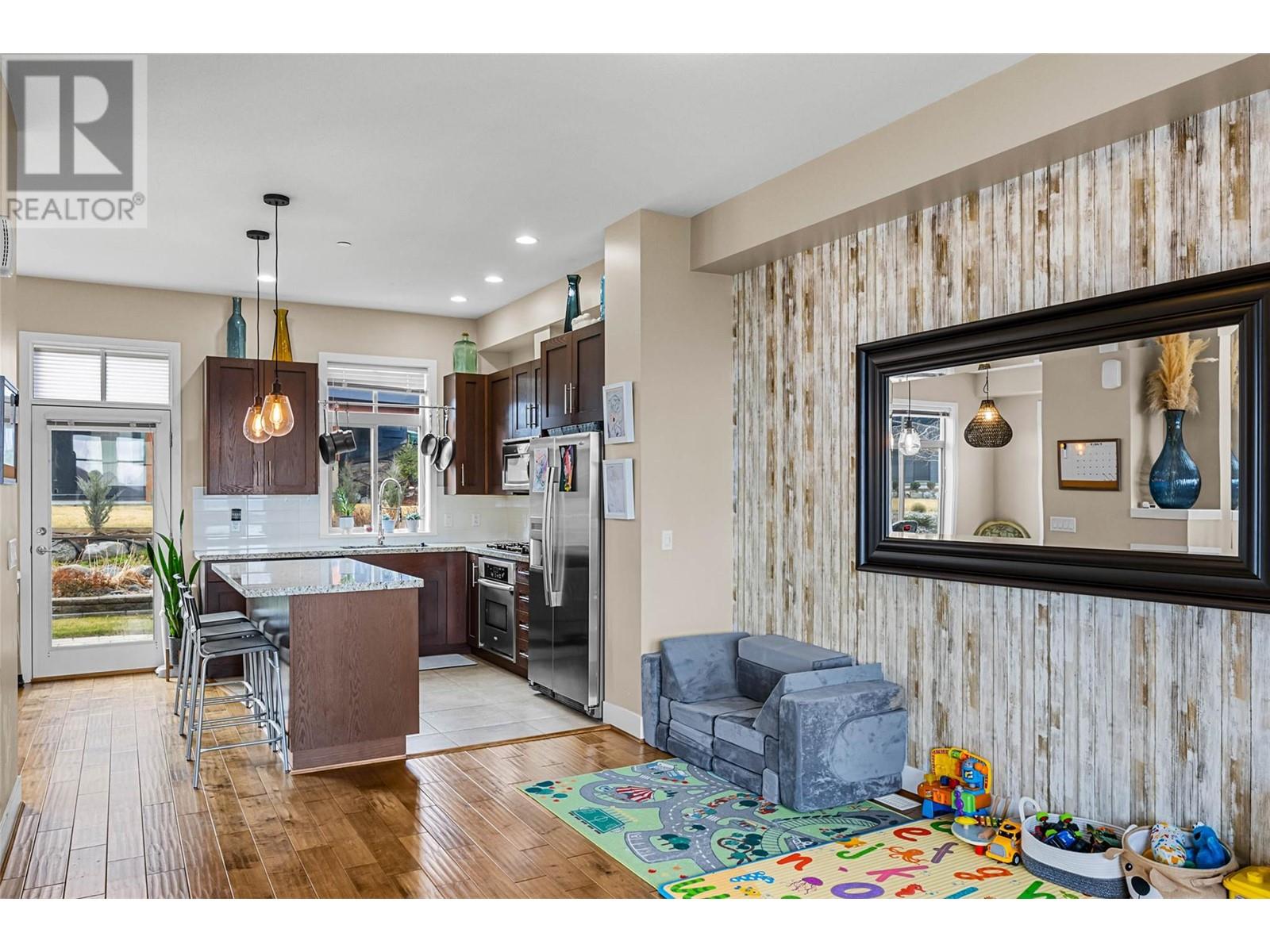 Photo 7 of 175 Holloway Drive Unit 11, Kamloops BC